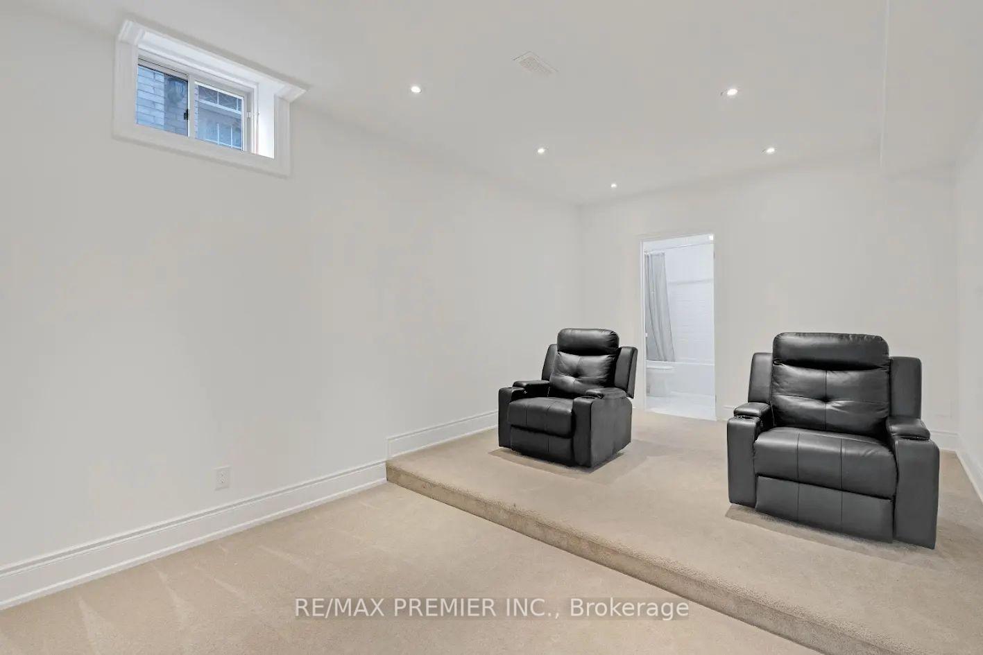 Photo 11 of Unit Lower, 105 Chesney Crescent, Vaughan, Kleinburg — HOMEH
