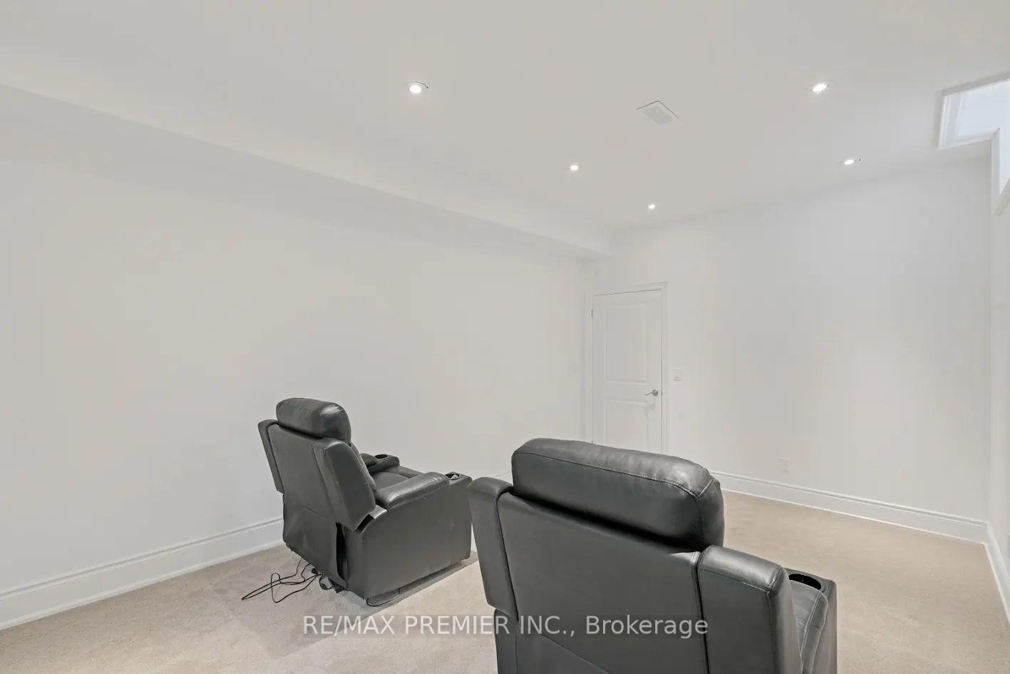 Photo 12 of Unit Lower, 105 Chesney Crescent, Vaughan, Kleinburg — HOMEH