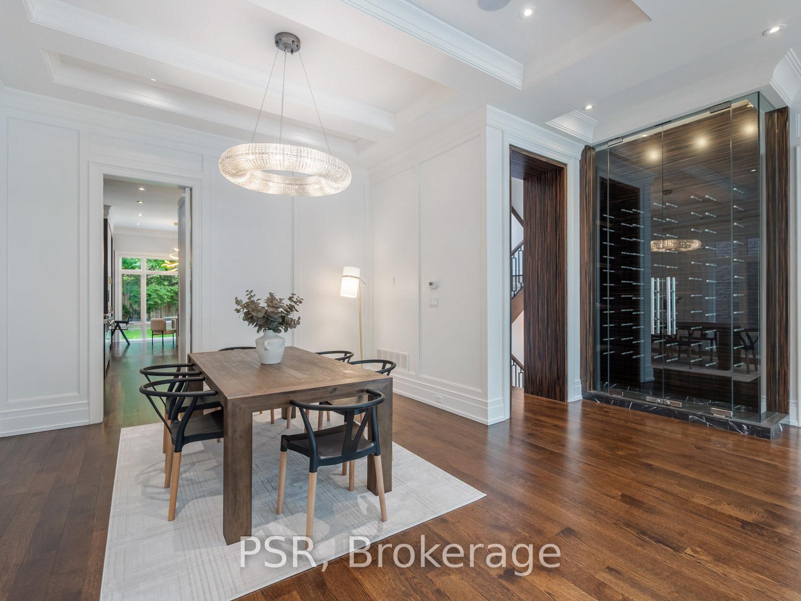 Photo 5 of 26 Strathearn Boulevard, Toronto, Forest Hill South — HOMEH