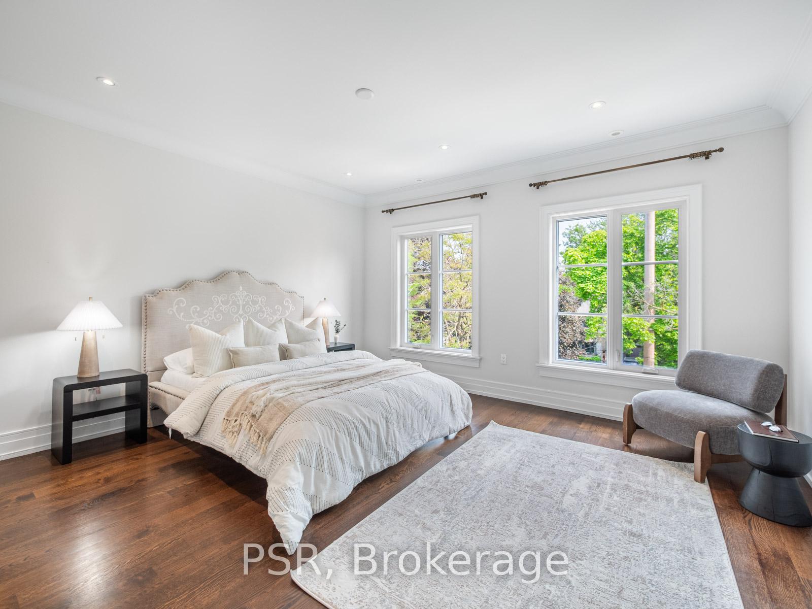 Photo 17 of 26 Strathearn Boulevard, Toronto, Forest Hill South — HOMEH
