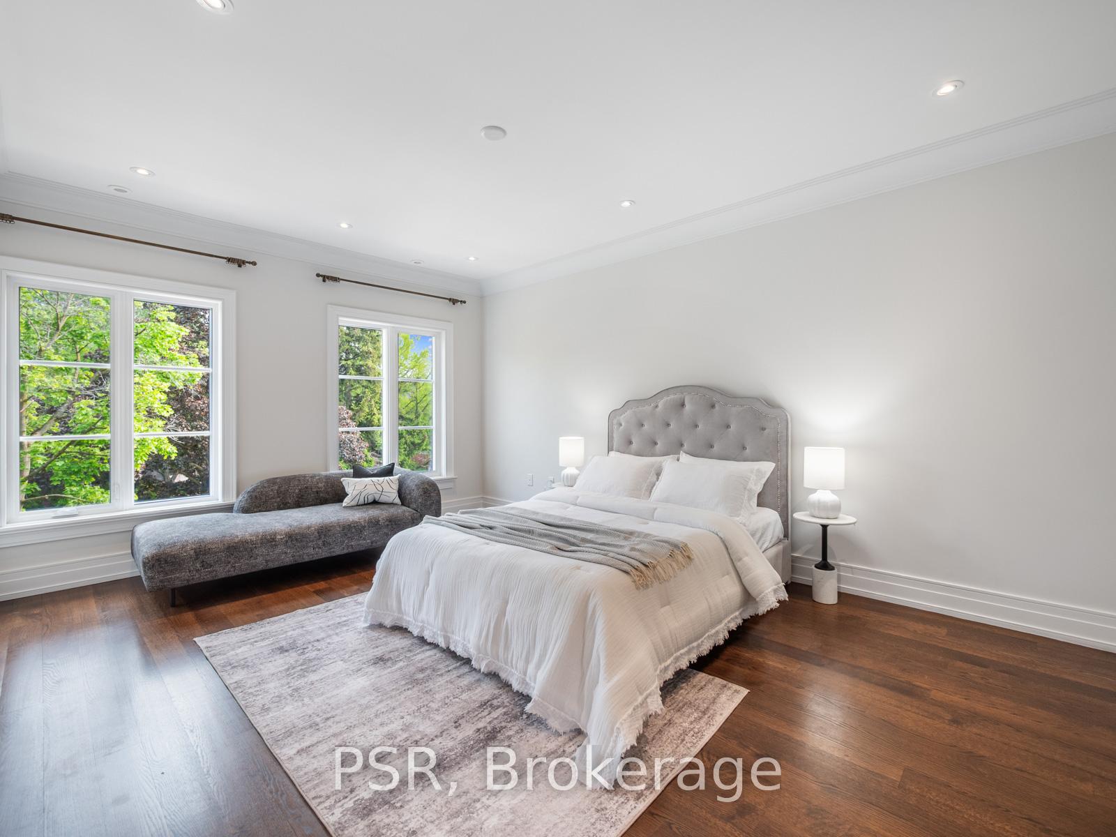 Photo 18 of 26 Strathearn Boulevard, Toronto, Forest Hill South — HOMEH