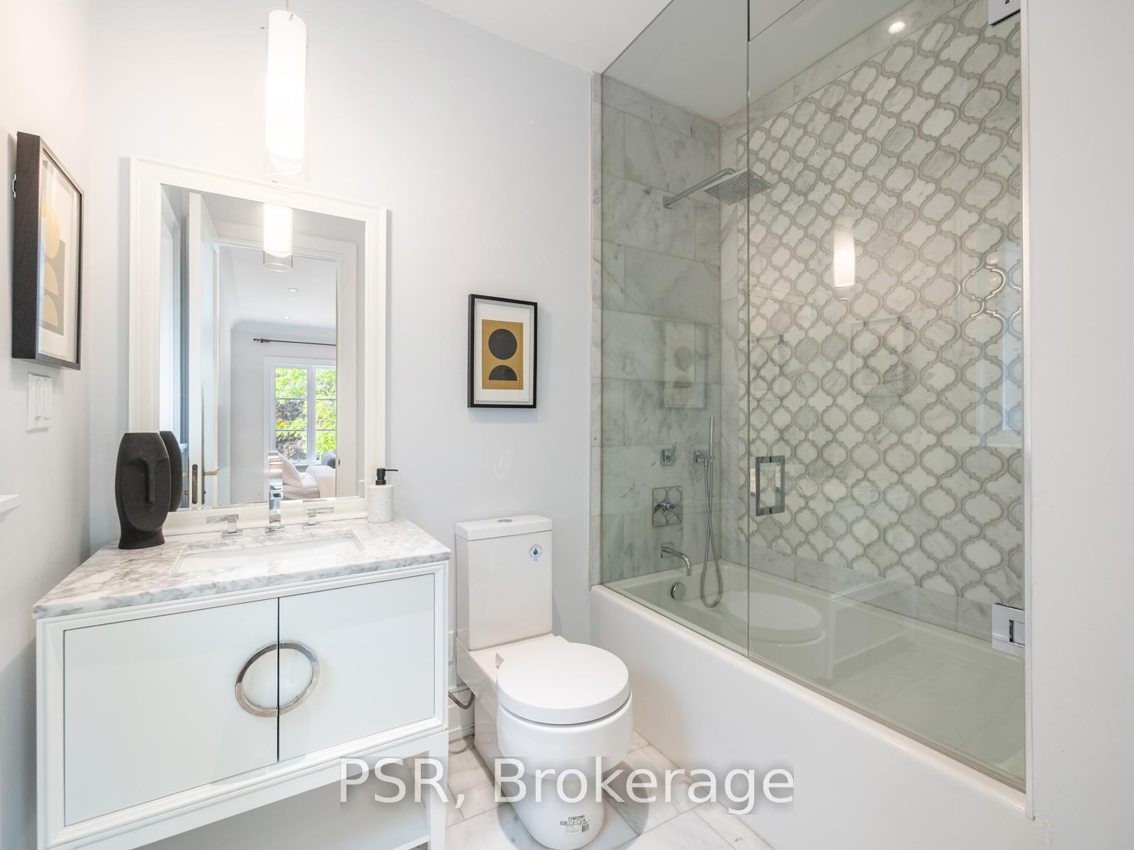 Photo 19 of 26 Strathearn Boulevard, Toronto, Forest Hill South — HOMEH