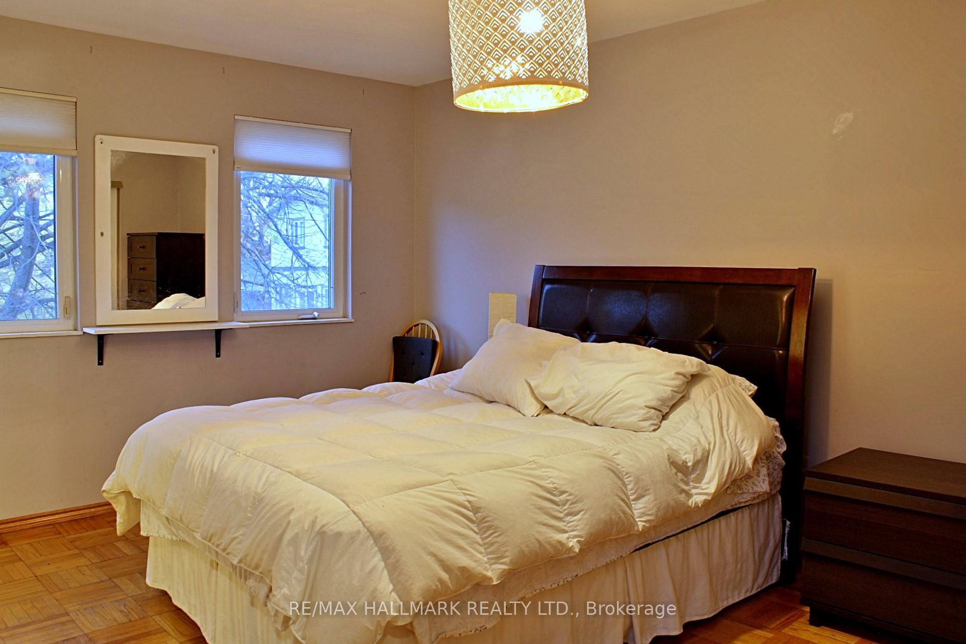 Photo 8 of 2 Northridge Avenue, Toronto, East York — HOMEH