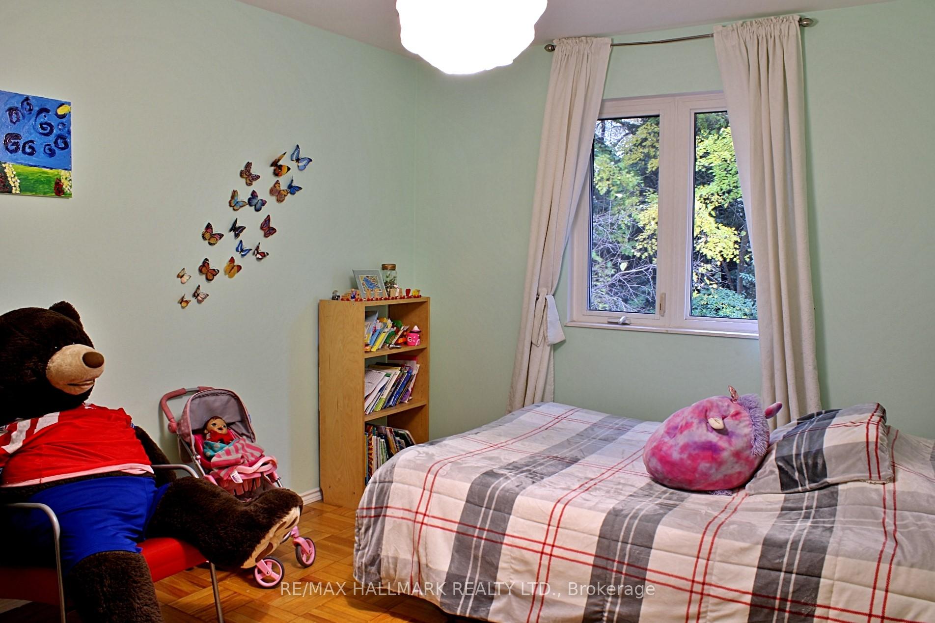 Photo 11 of 2 Northridge Avenue, Toronto, East York — HOMEH