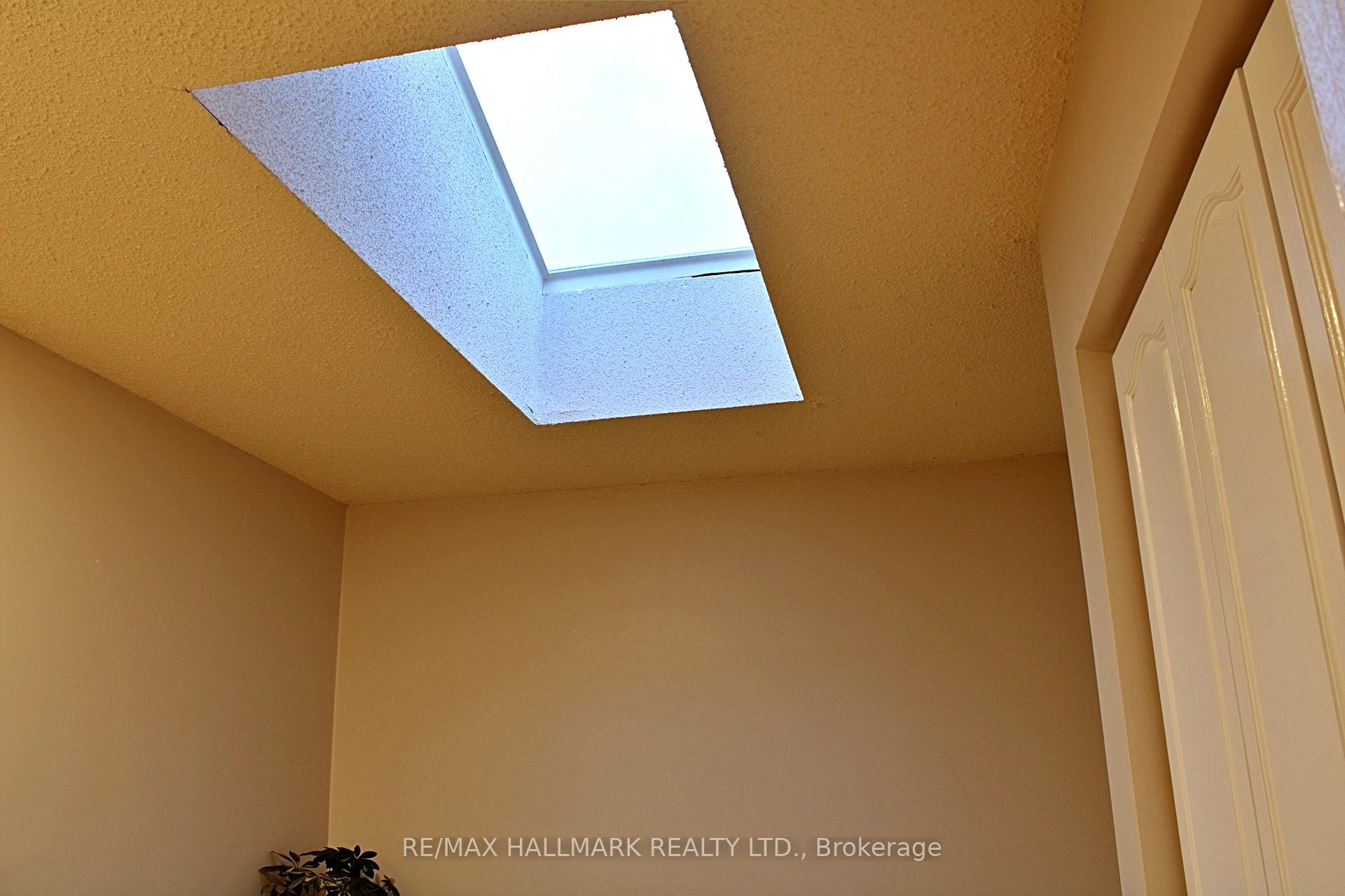 Photo 14 of 2 Northridge Avenue, Toronto, East York — HOMEH