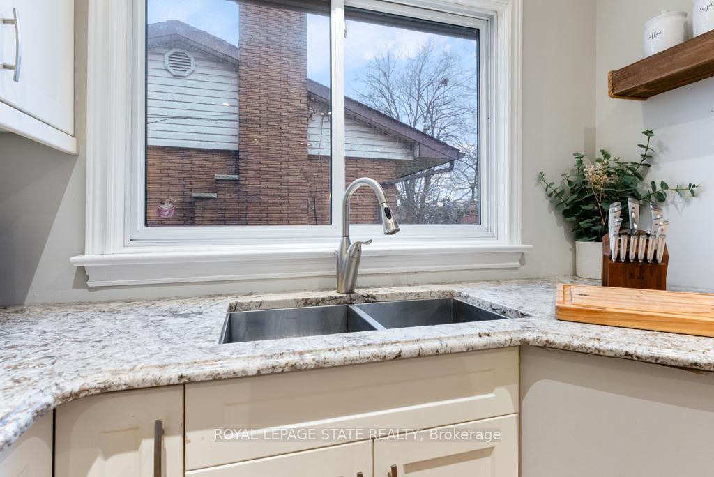 Photo 12 of 129 West 27th Street, Hamilton, Westcliffe — HOMEH