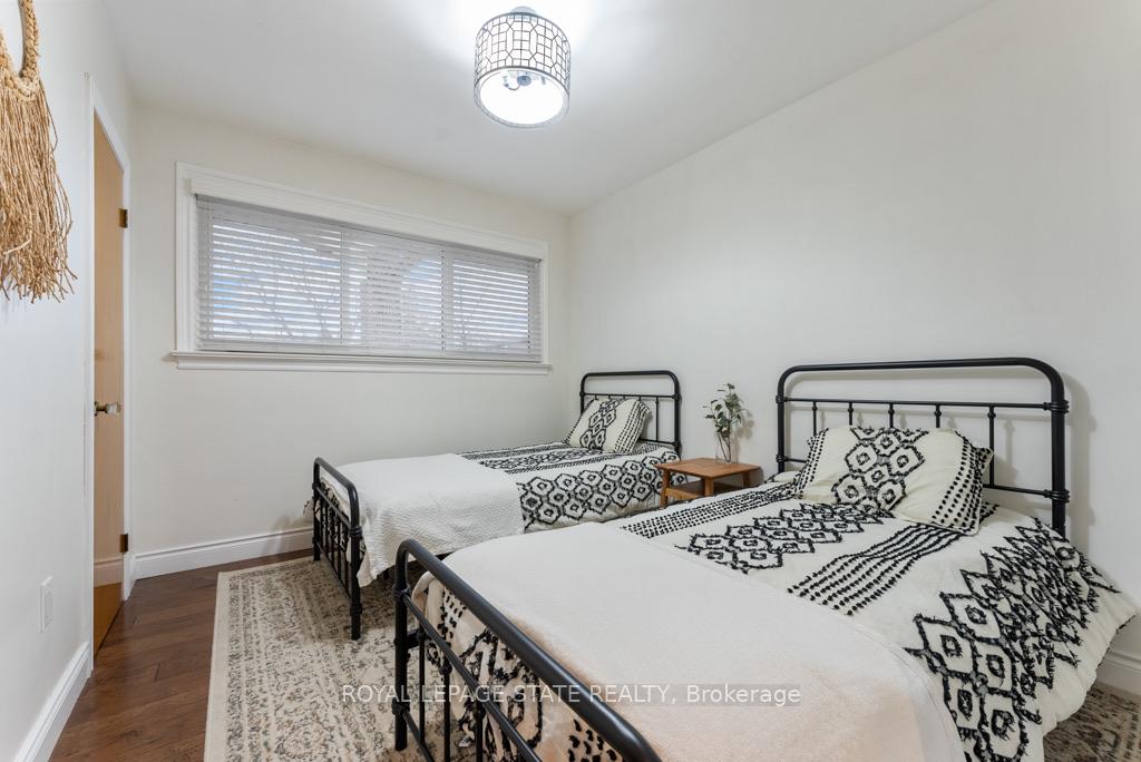 Photo 18 of 129 West 27th Street, Hamilton, Westcliffe — HOMEH