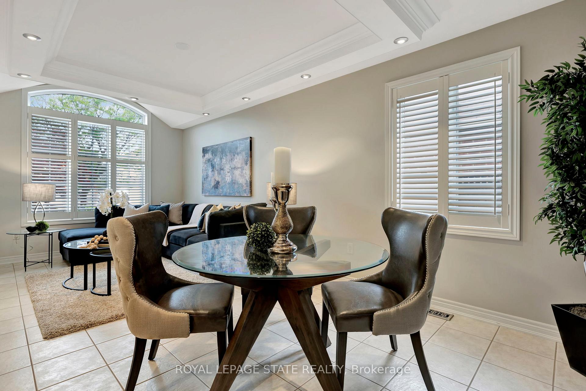 Photo 6 of 162 Silverlace Circle, Hamilton, Stoney Creek — HOMEH