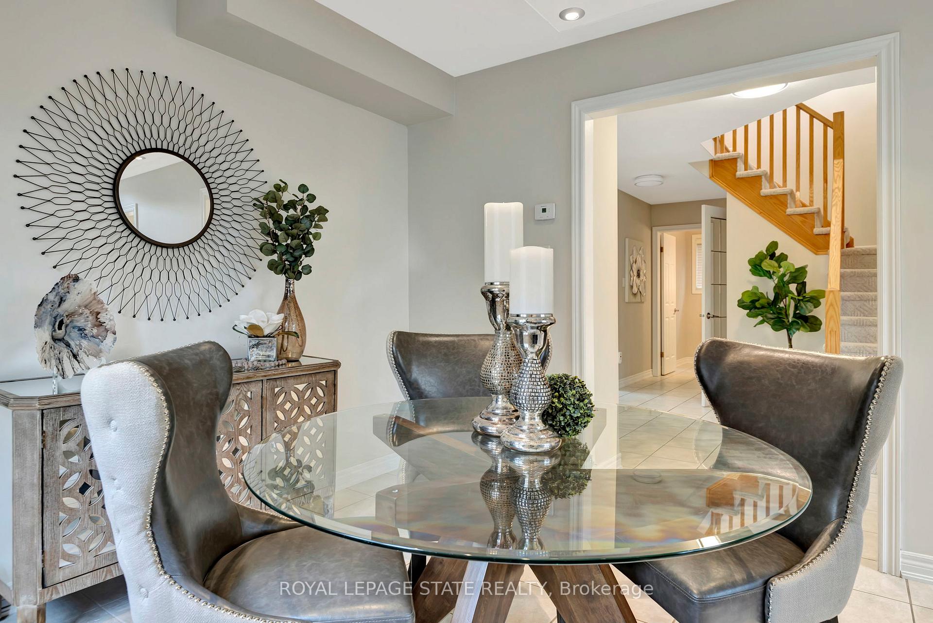Photo 12 of 162 Silverlace Circle, Hamilton, Stoney Creek — HOMEH