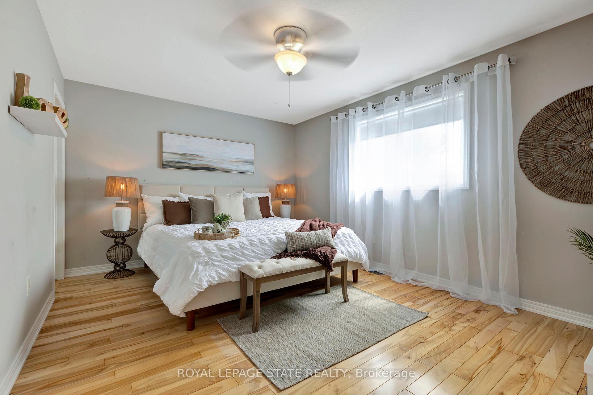 Photo 18 of 162 Silverlace Circle, Hamilton, Stoney Creek — HOMEH