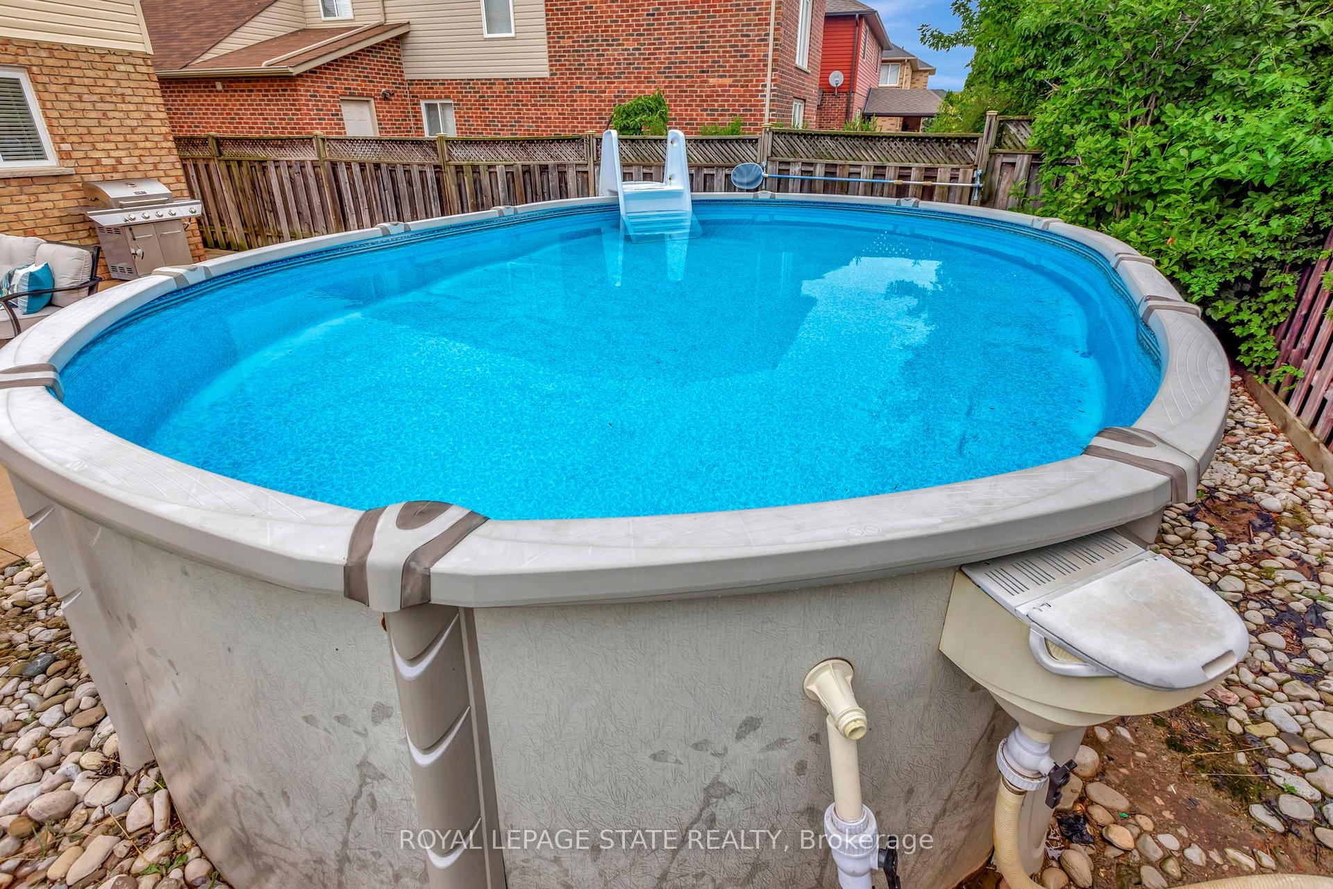 Photo 29 of 162 Silverlace Circle, Hamilton, Stoney Creek — HOMEH
