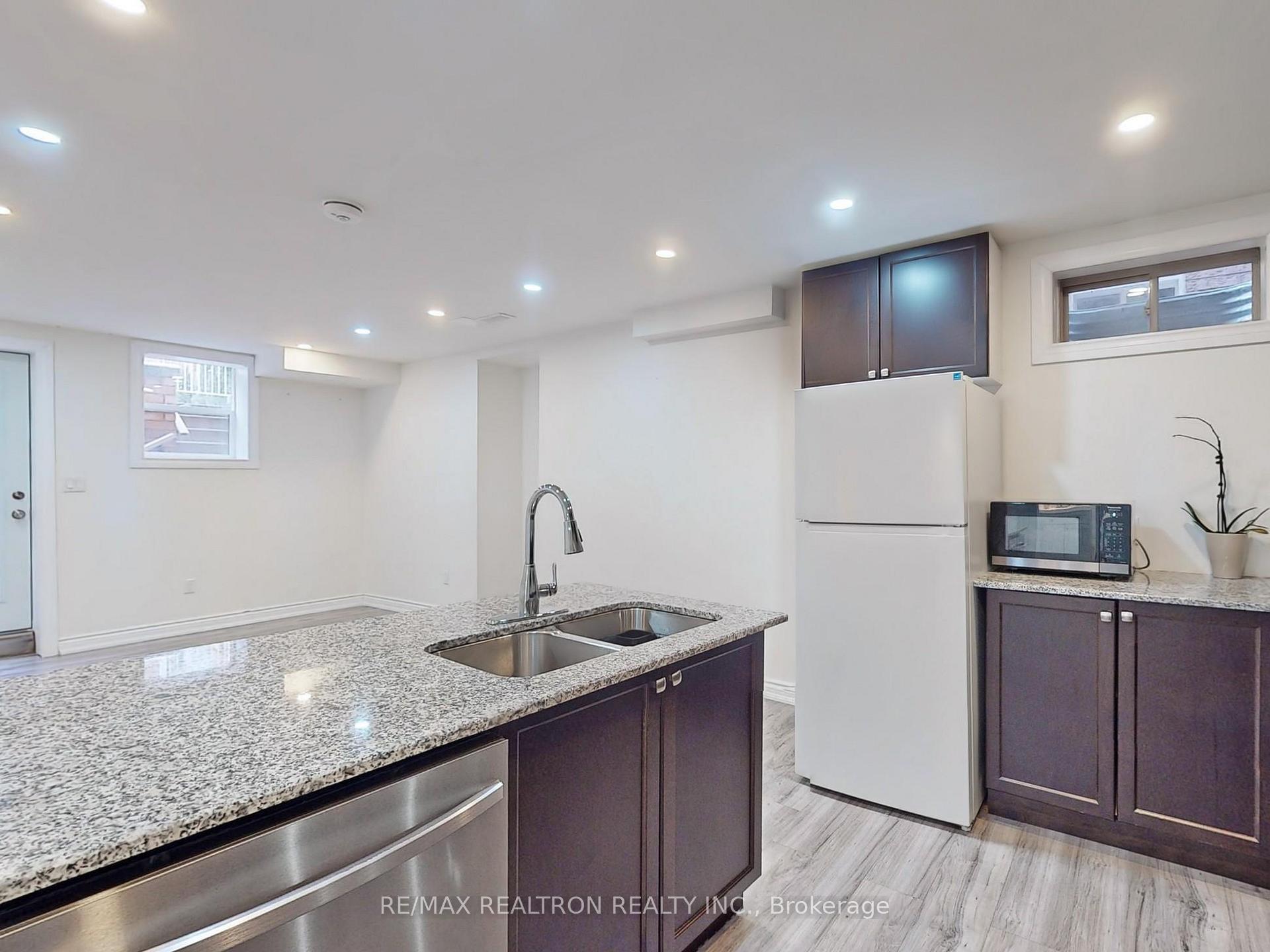 Photo 12 of Unit Bsmt, 209 Butternut Ridge Trail, Aurora, Aurora Heights — HOMEH