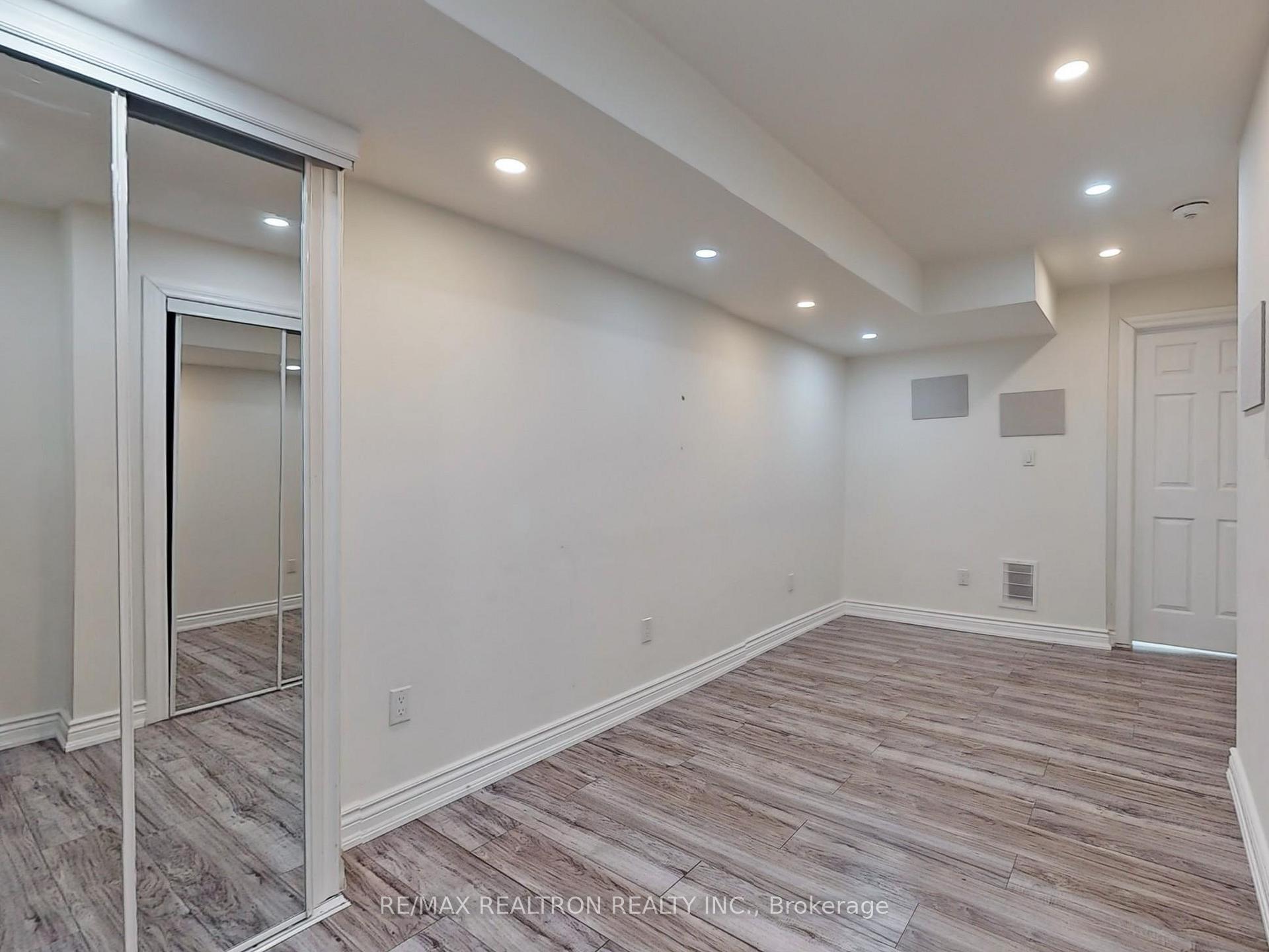 Photo 20 of Unit Bsmt, 209 Butternut Ridge Trail, Aurora, Aurora Heights — HOMEH