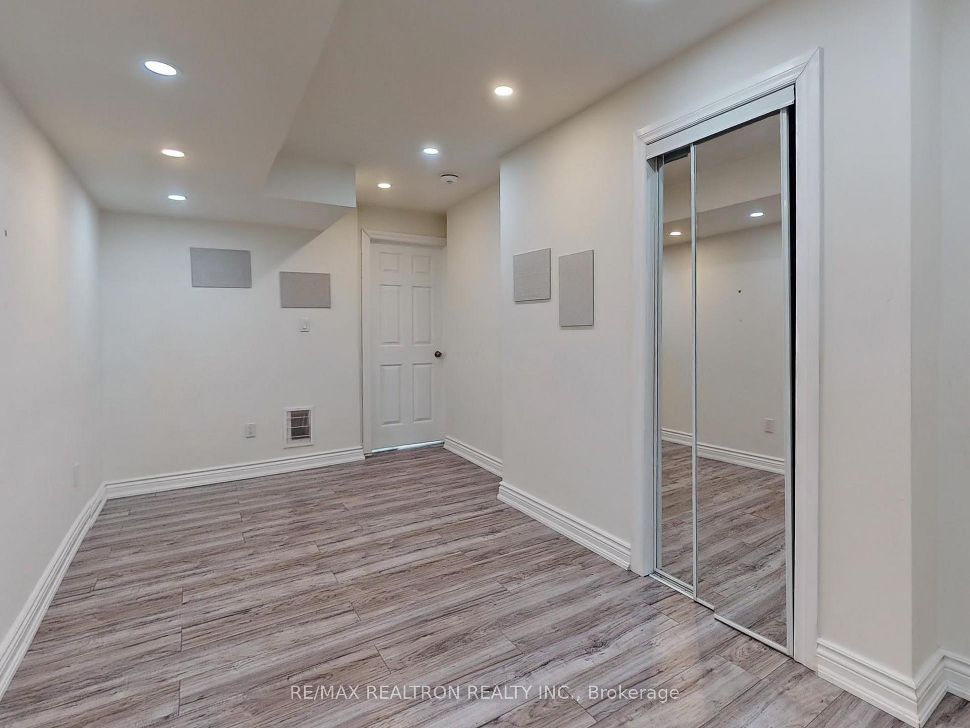 Photo 24 of Unit Bsmt, 209 Butternut Ridge Trail, Aurora, Aurora Heights — HOMEH
