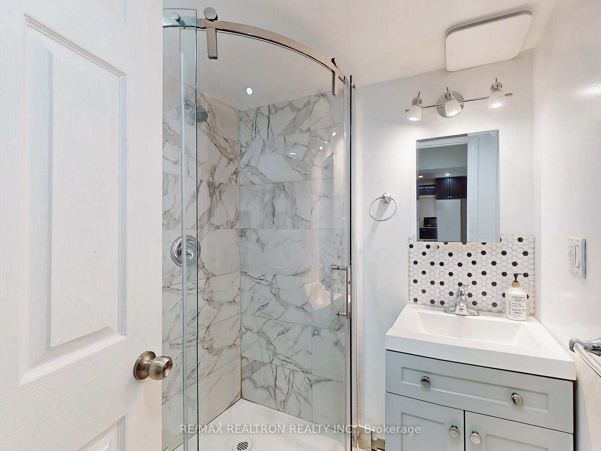 Photo 32 of Unit Bsmt, 209 Butternut Ridge Trail, Aurora, Aurora Heights — HOMEH