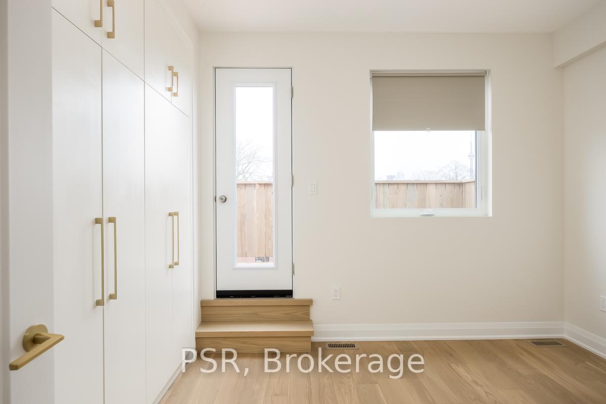 Photo 17 of Unit Upper, 263 Dovercourt Road, Toronto, Little Portugal — HOMEH