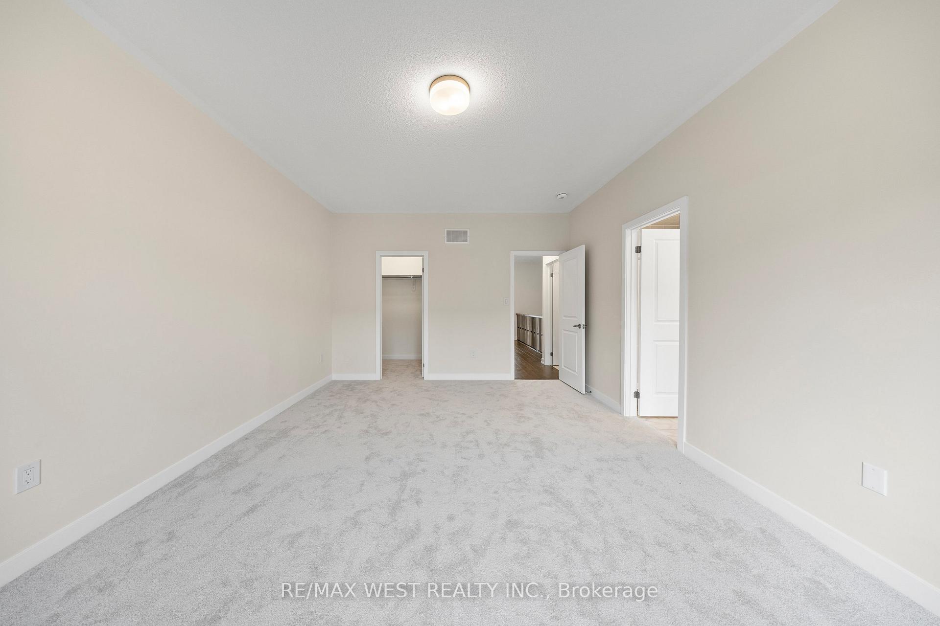 Photo 23 of 38 Singhampton Road, Vaughan, Kleinburg — HOMEH