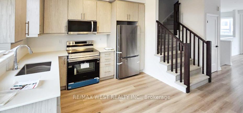 Photo 5 of Unit 15, 55 Tom Brown Drive, Brant, Paris — HOMEH