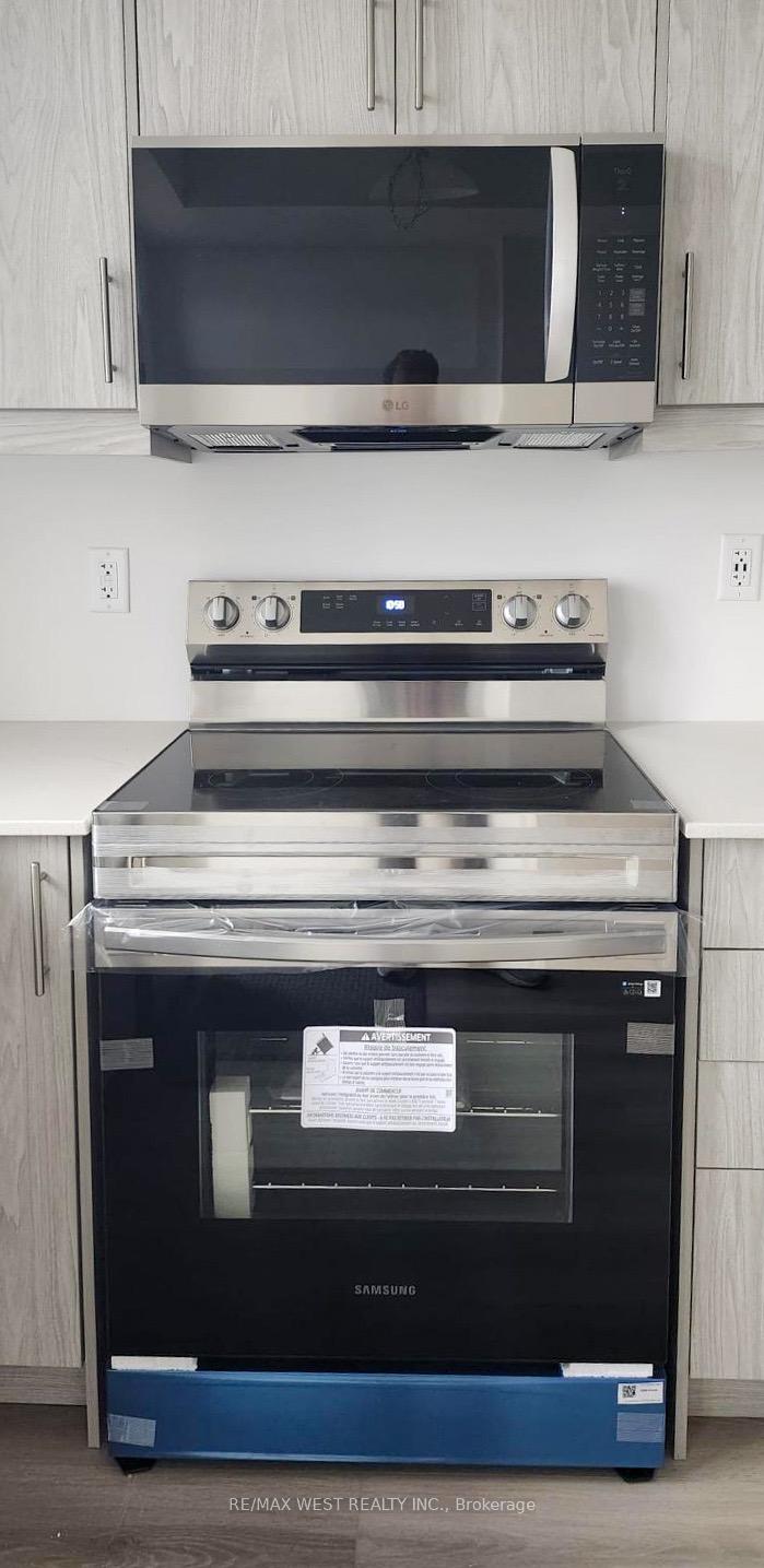 Photo 9 of Unit 15, 55 Tom Brown Drive, Brant, Paris — HOMEH