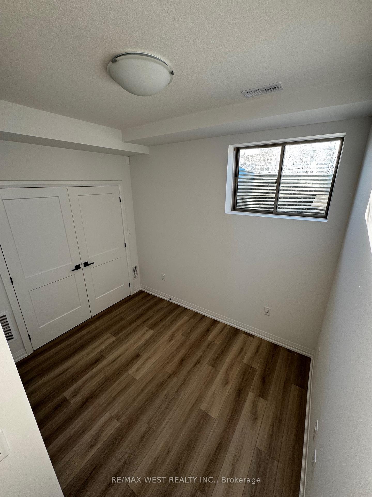 Photo 35 of Unit 15, 55 Tom Brown Drive, Brant, Paris — HOMEH