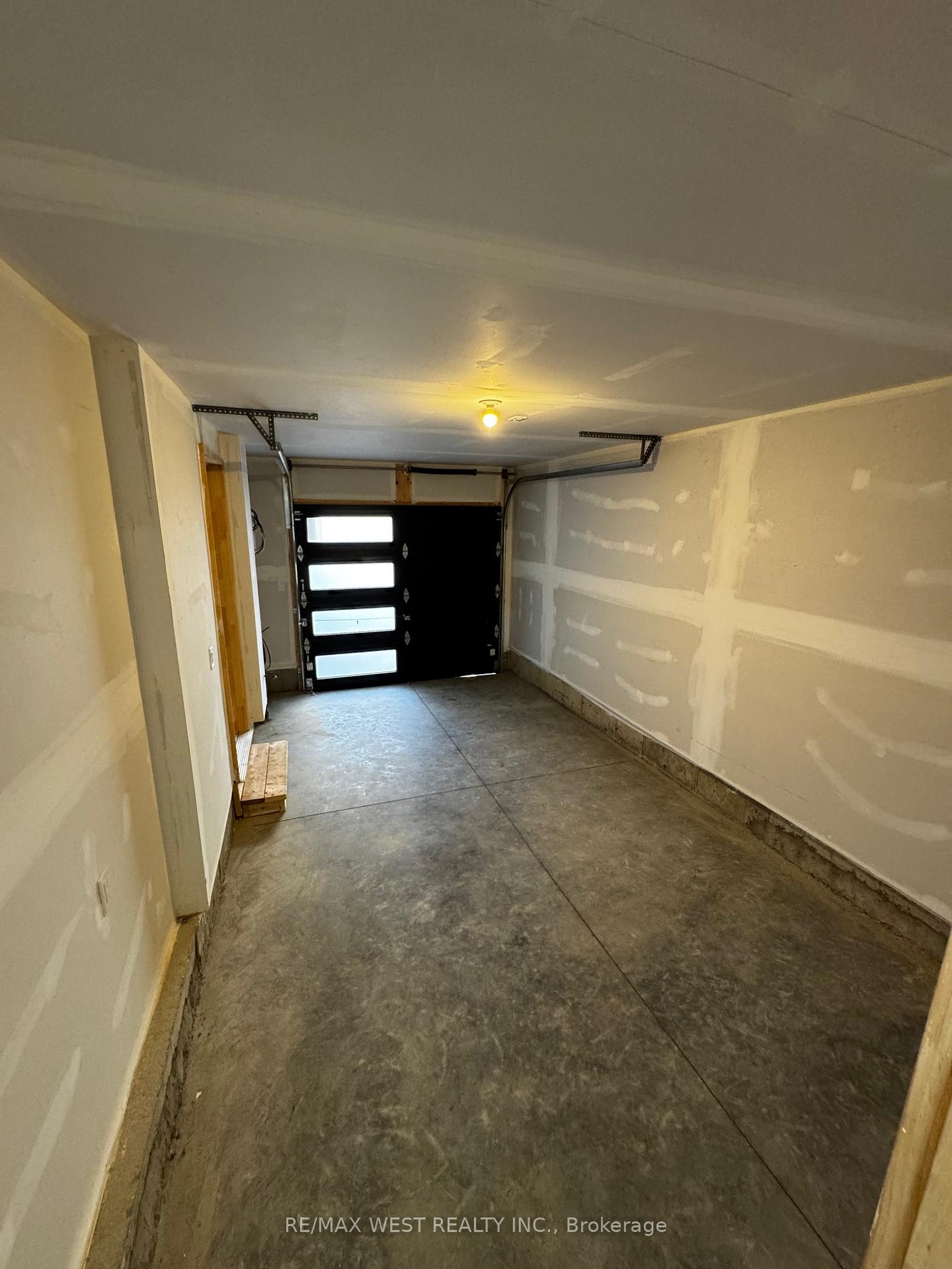 Photo 38 of Unit 15, 55 Tom Brown Drive, Brant, Paris — HOMEH