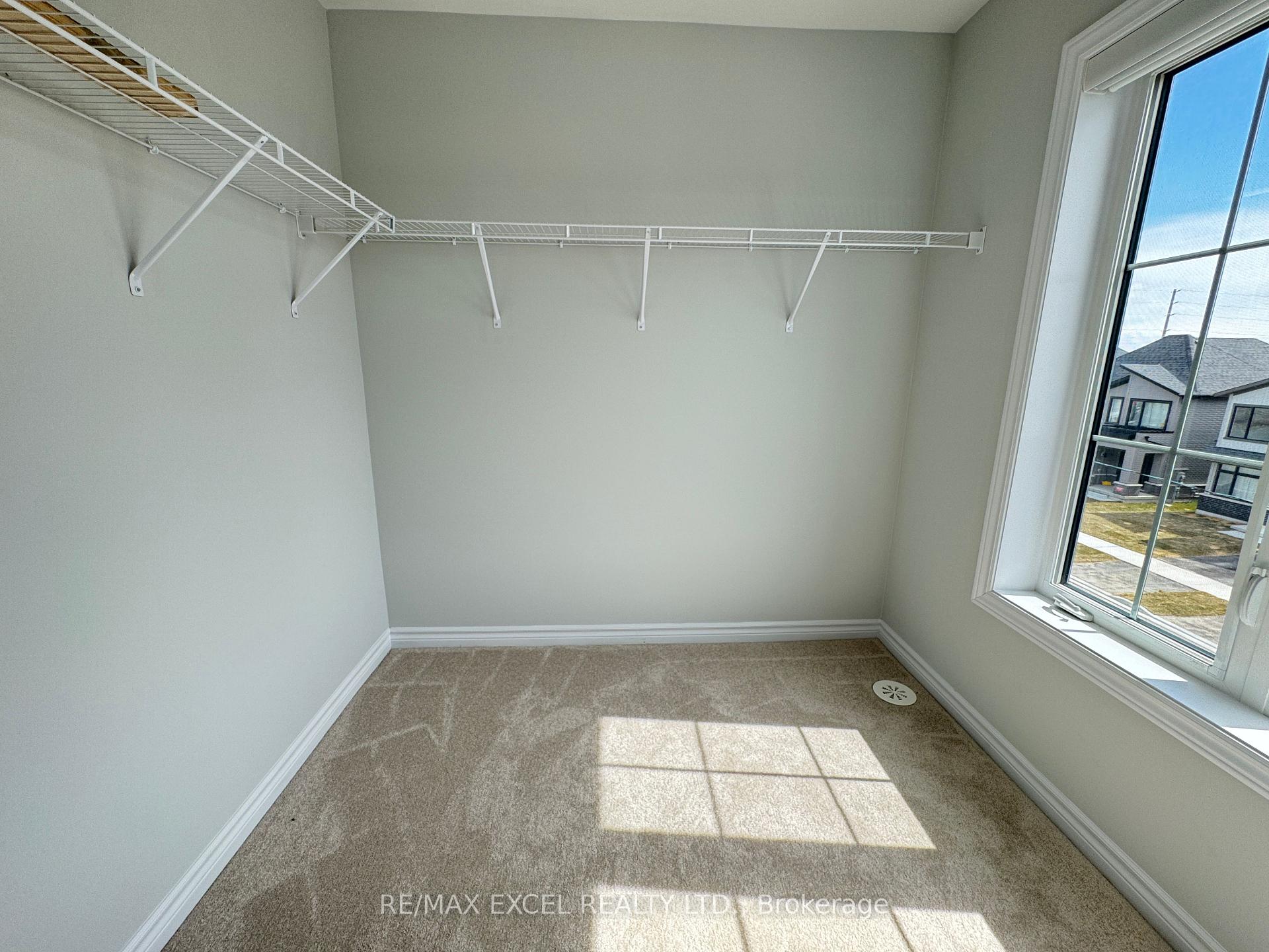 Photo 17 of 1058 Dyas Avenue, Oshawa, Kedron — HOMEH