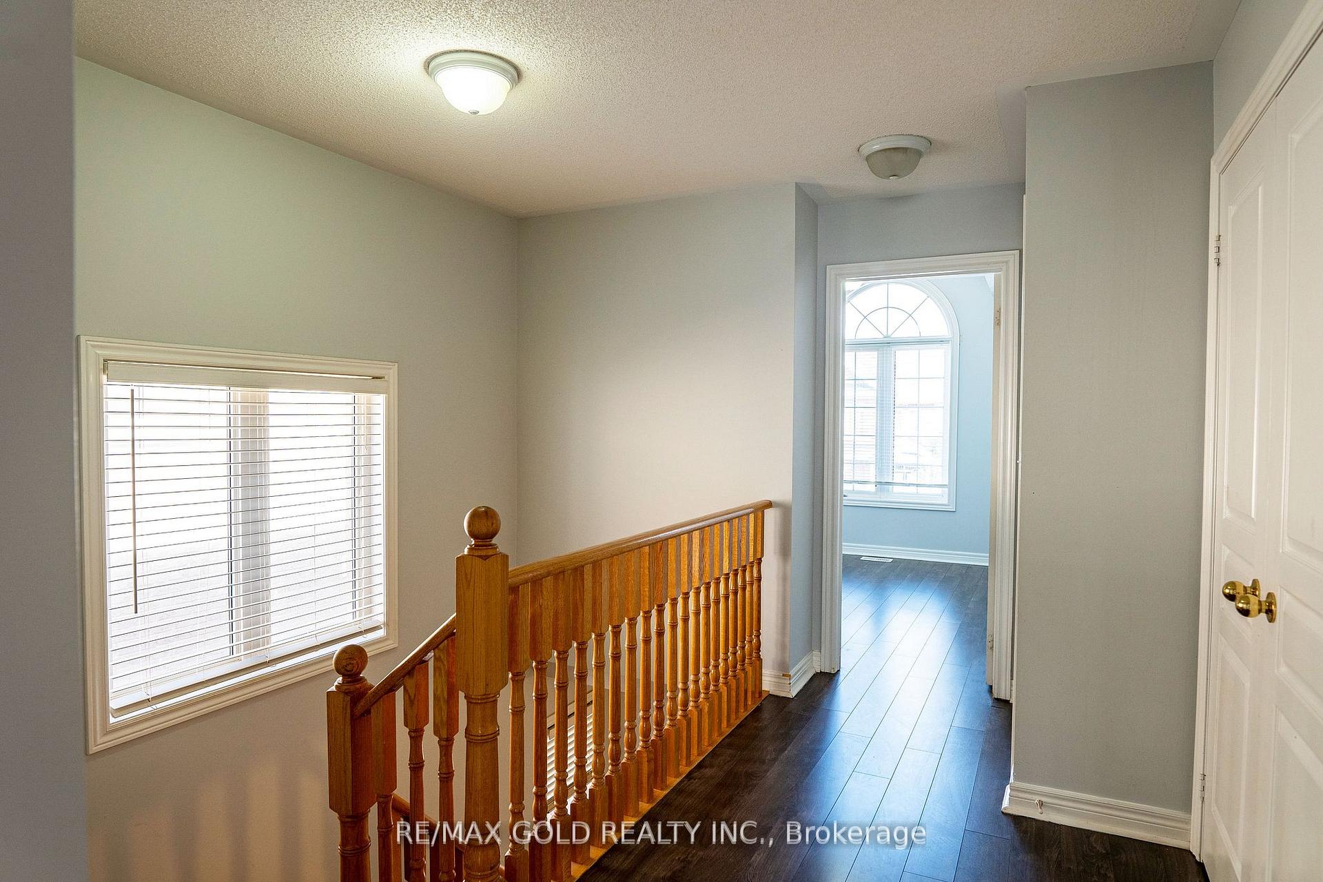 Photo 12 of Unit (Upper), 11 Vanderpool Crescent, Brampton, Bram East — HOMEH