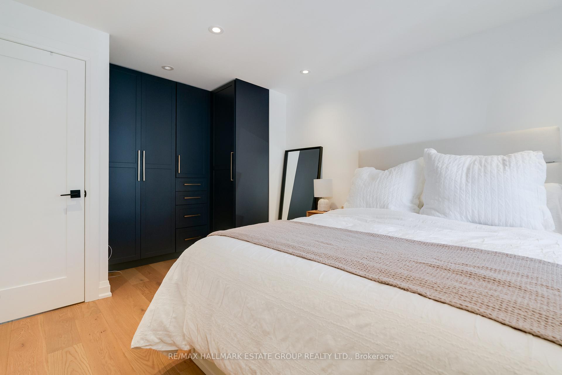 Photo 17 of Unit Lower, 51 Longboat Avenue, Toronto, Waterfront Communities — HOMEH