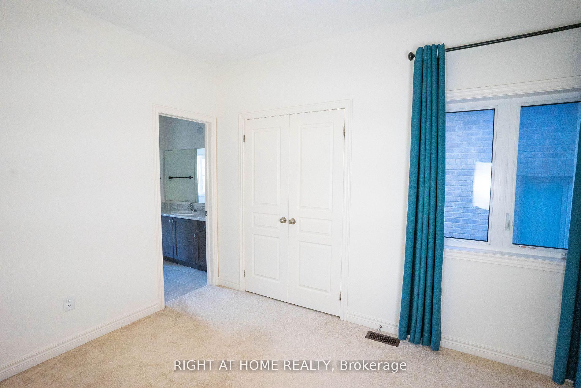 Photo 13 of 29 Boone Crescent, Vaughan, Kleinburg — HOMEH