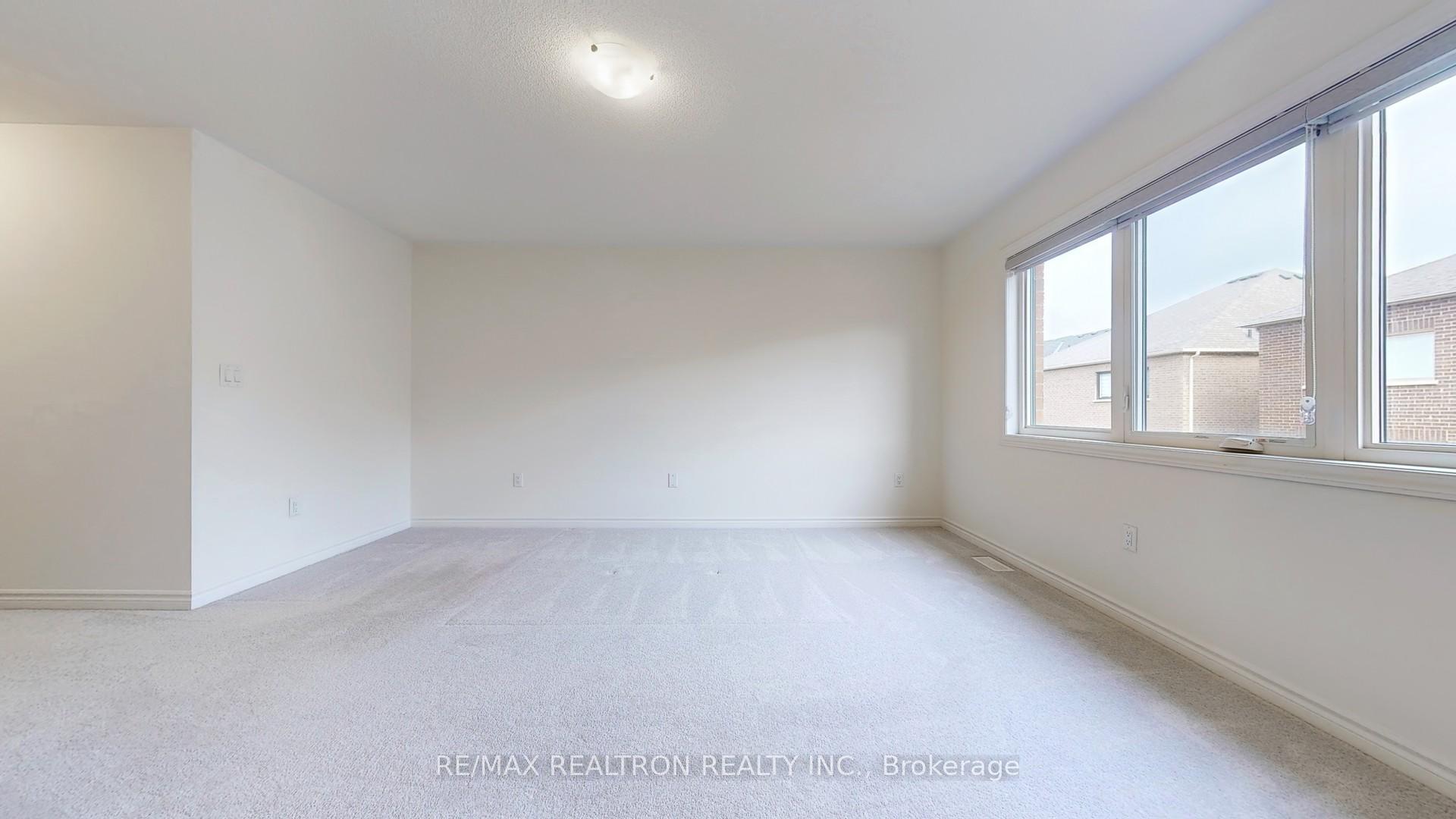 Photo 24 of 19 Macpherson St, Whitby, Rural Whitby — HOMEH