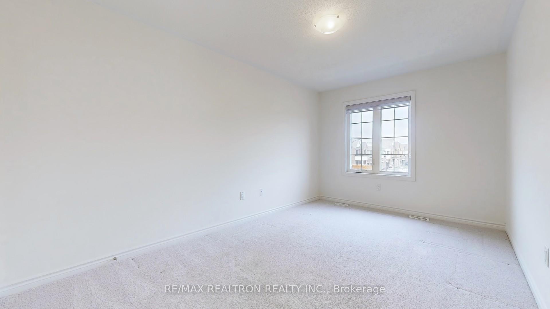 Photo 27 of 19 Macpherson St, Whitby, Rural Whitby — HOMEH