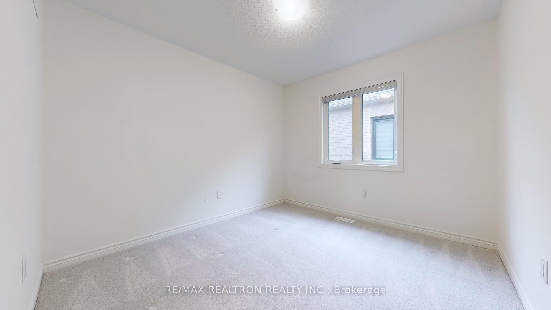 Photo 33 of 19 Macpherson St, Whitby, Rural Whitby — HOMEH