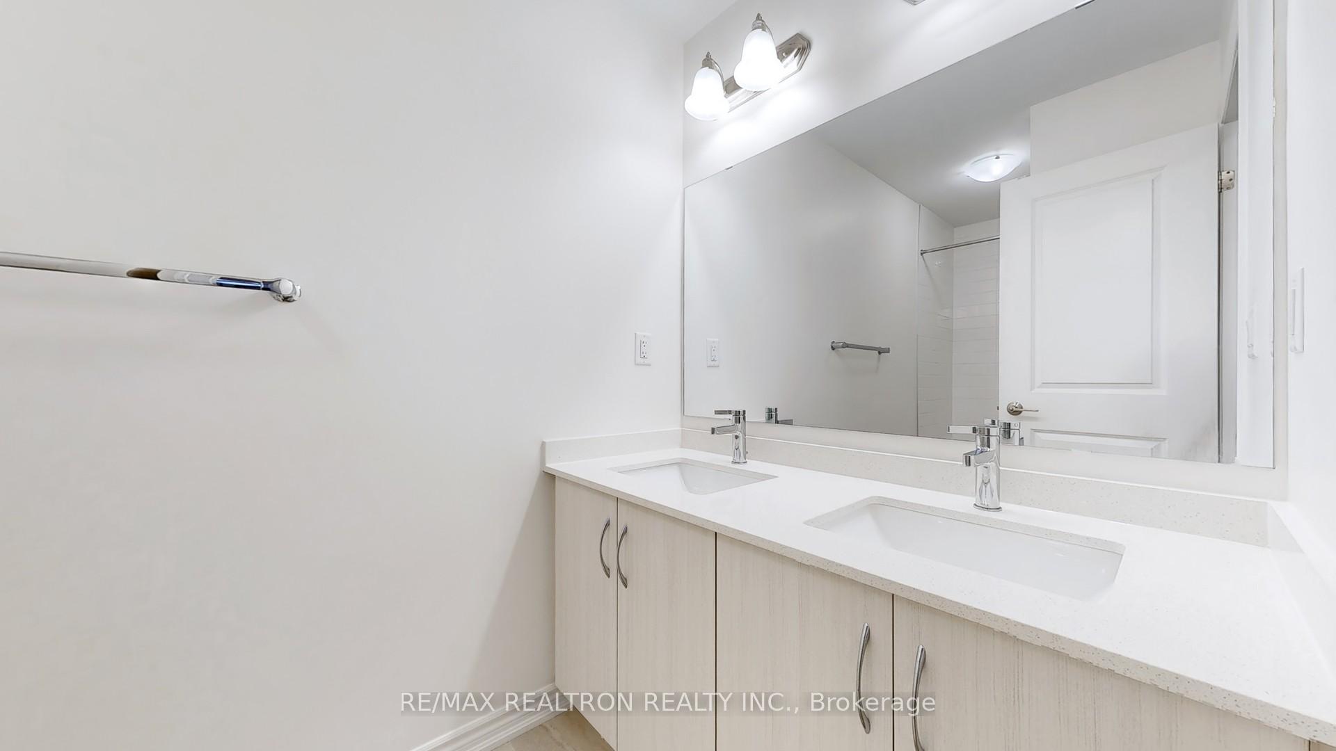 Photo 34 of 19 Macpherson St, Whitby, Rural Whitby — HOMEH