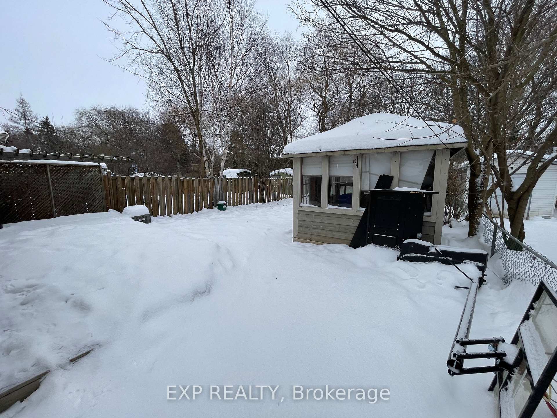 Photo 25 of 7 Burbank Pl (Main), Barrie, Wellington — HOMEH