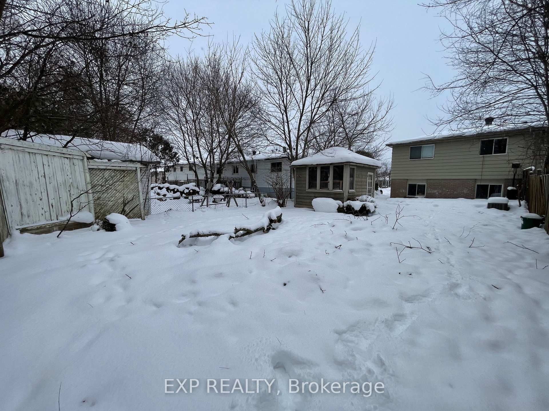 Photo 28 of 7 Burbank Pl (Main), Barrie, Wellington — HOMEH