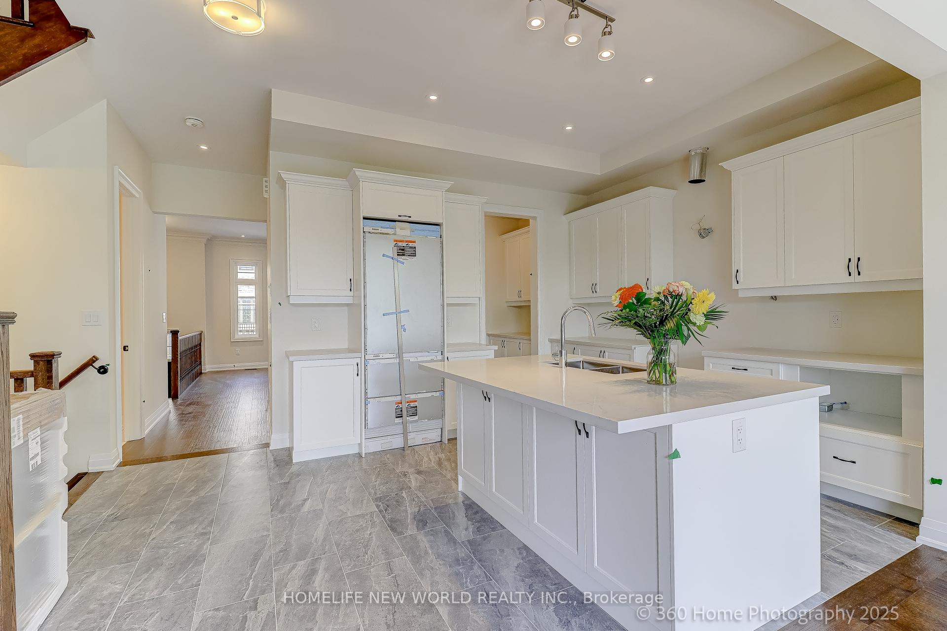 Photo 7 of 77 West Village Lane SE, Markham, Angus Glen — HOMEH