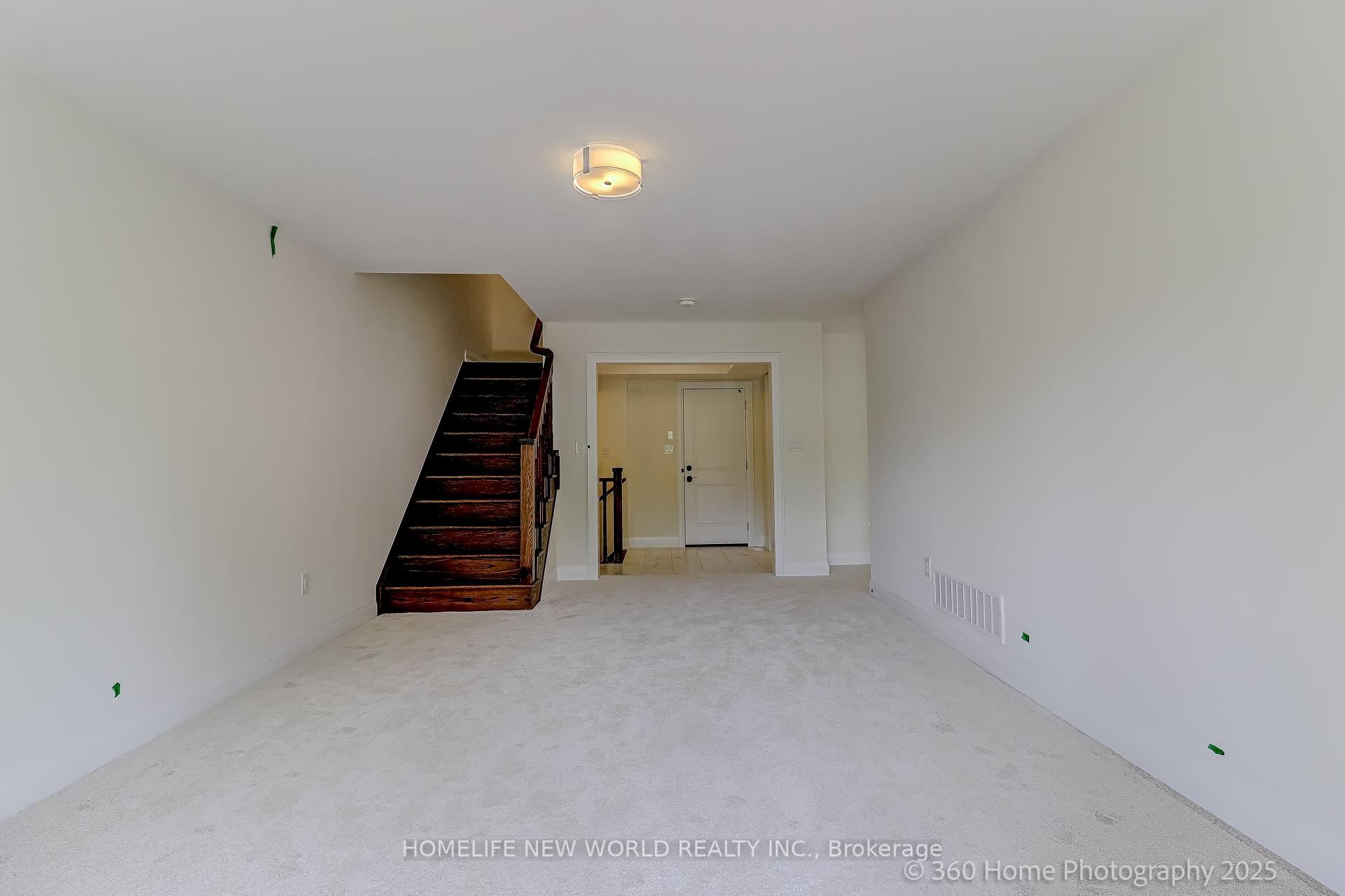 Photo 25 of 77 West Village Lane SE, Markham, Angus Glen — HOMEH