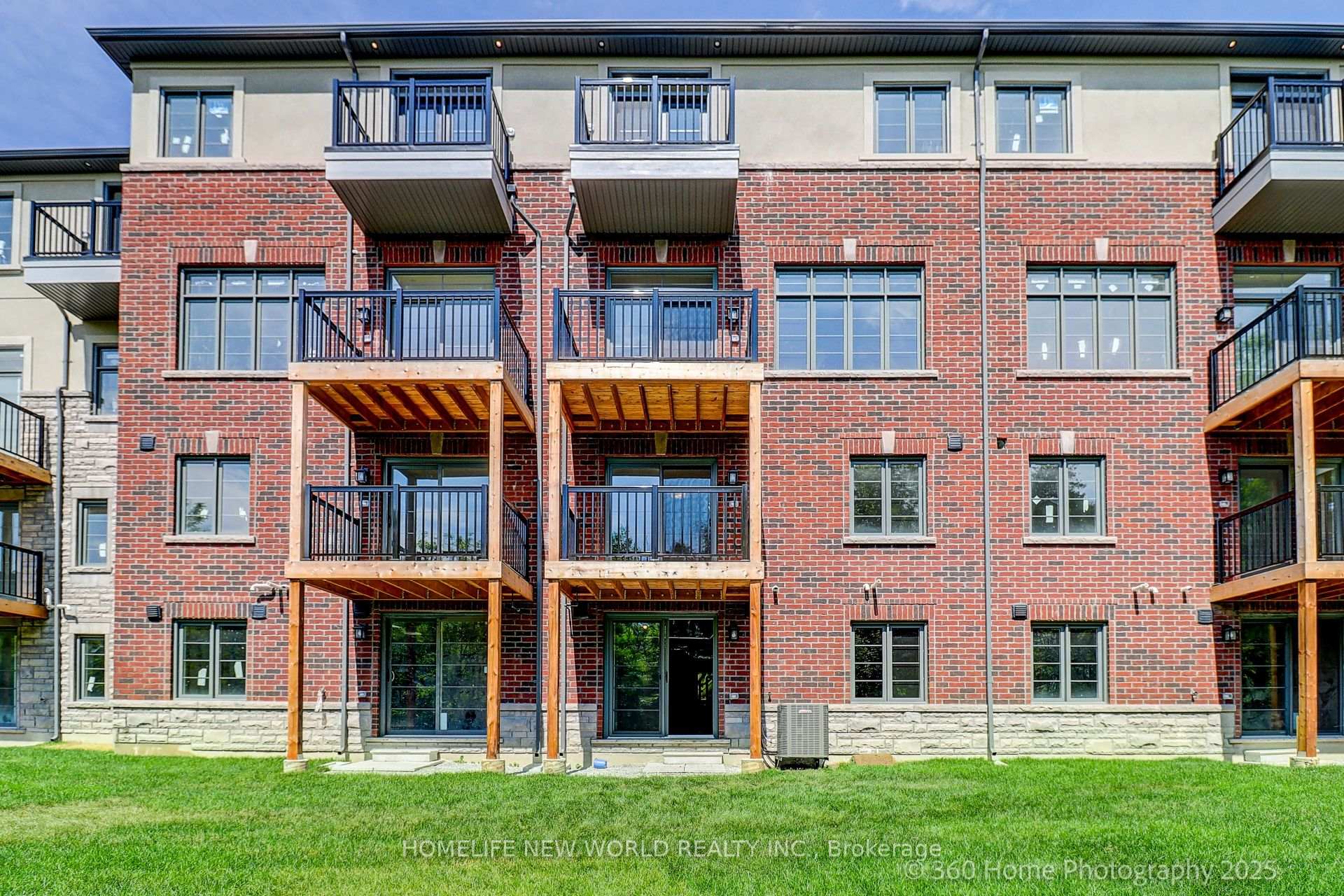 Photo 30 of 77 West Village Lane SE, Markham, Angus Glen — HOMEH
