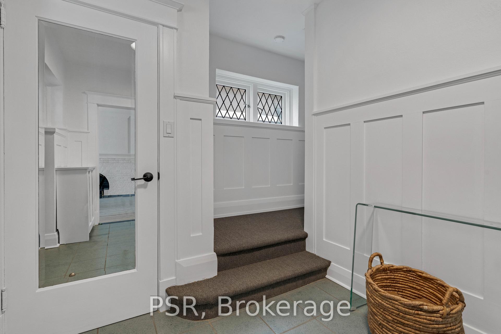 Photo 10 of 48 Colin Avenue, Toronto, Yonge-Eglinton — HOMEH