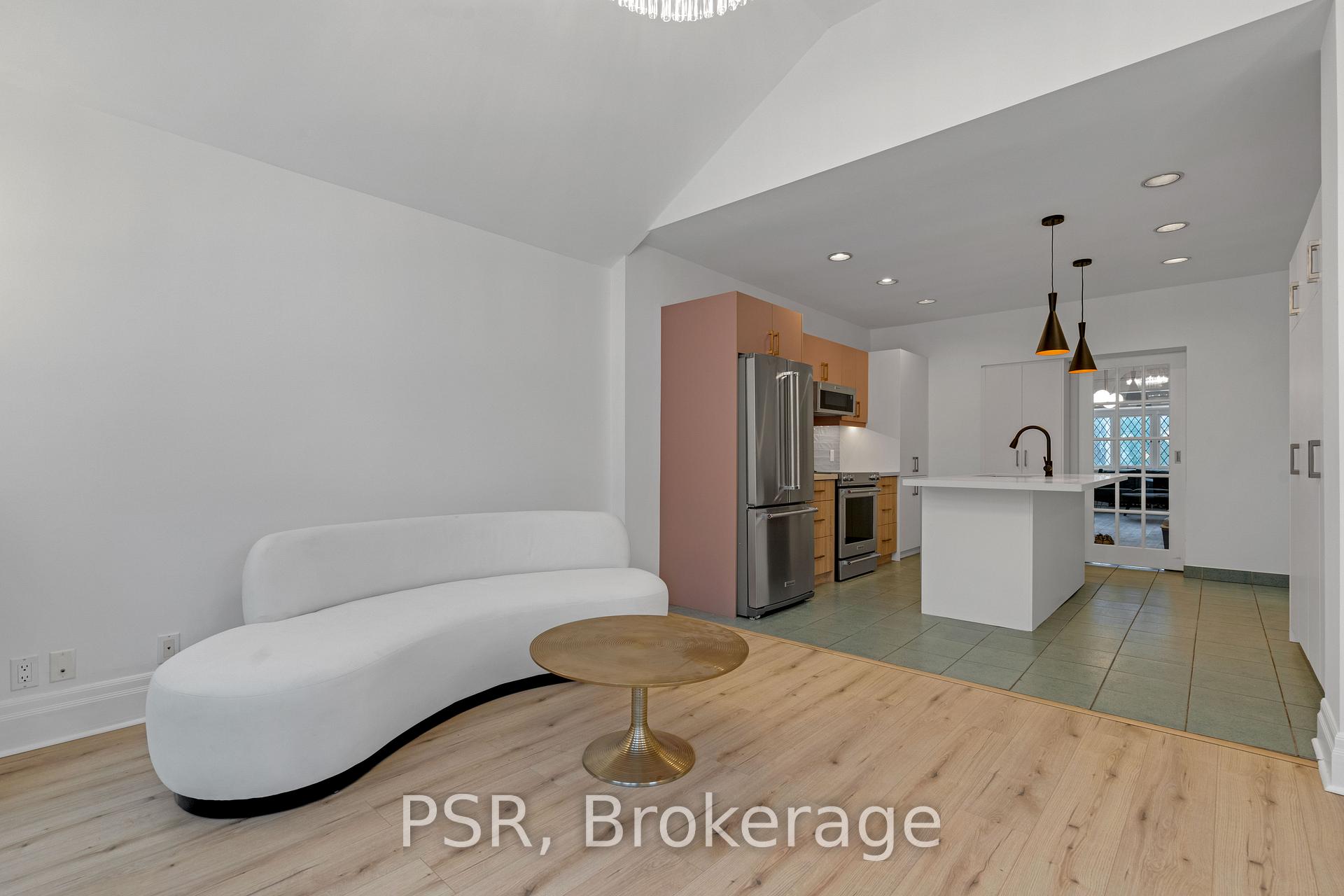 Photo 15 of 48 Colin Avenue, Toronto, Yonge-Eglinton — HOMEH