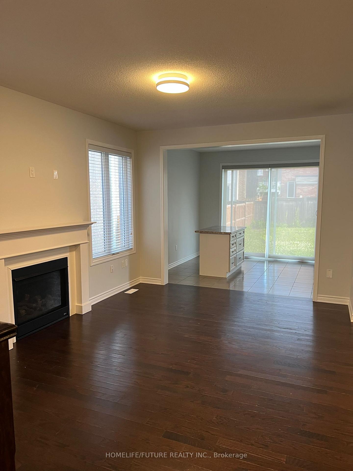 Photo 5 of 1073 Foxtail Crescent, Pickering, Rural Pickering — HOMEH