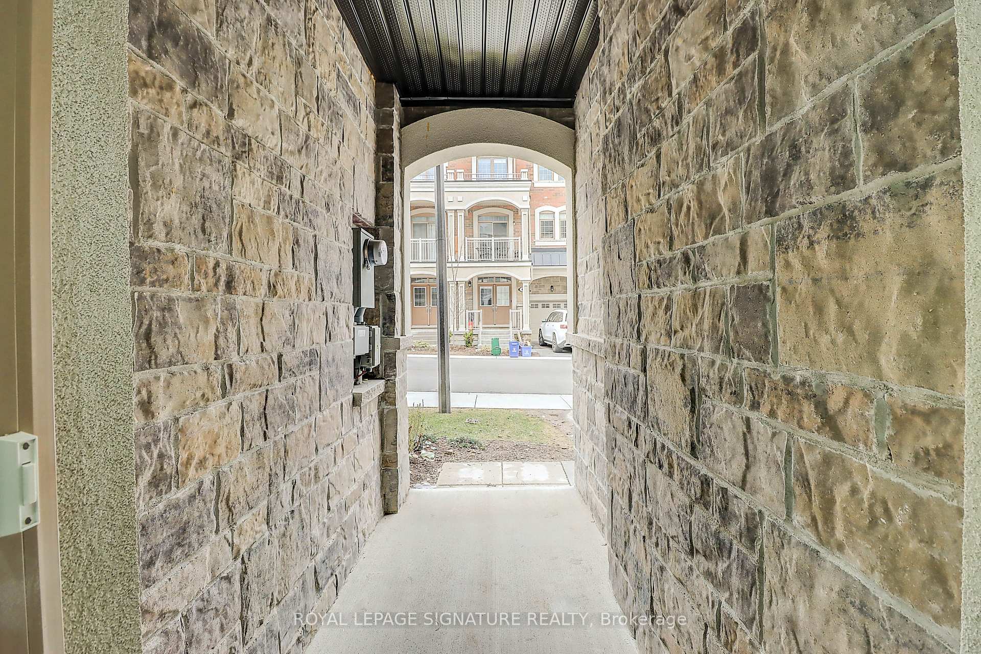 Photo 12 of 3 Sidaway Lane, Ajax, Central — HOMEH