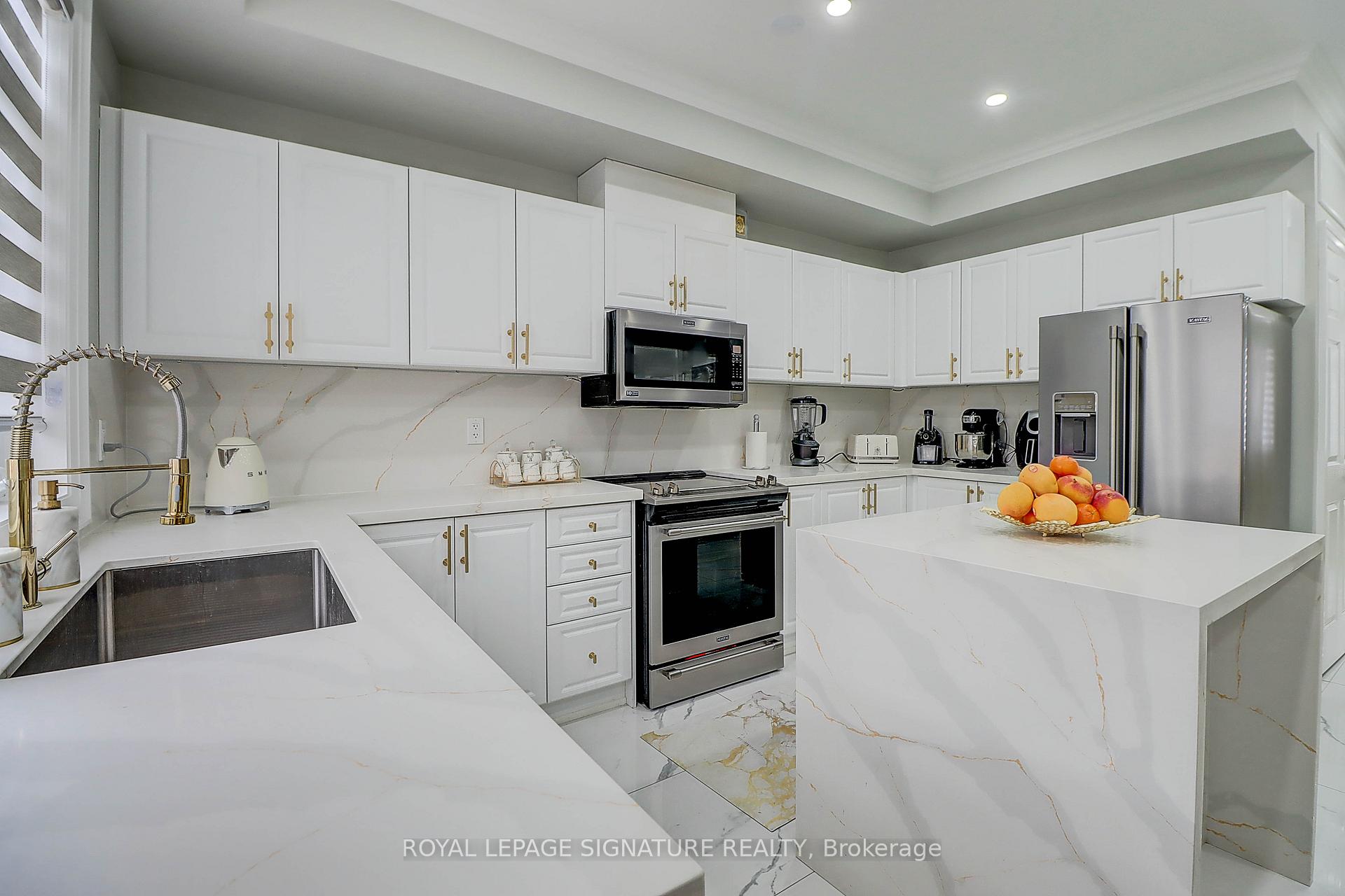 Photo 18 of 3 Sidaway Lane, Ajax, Central — HOMEH