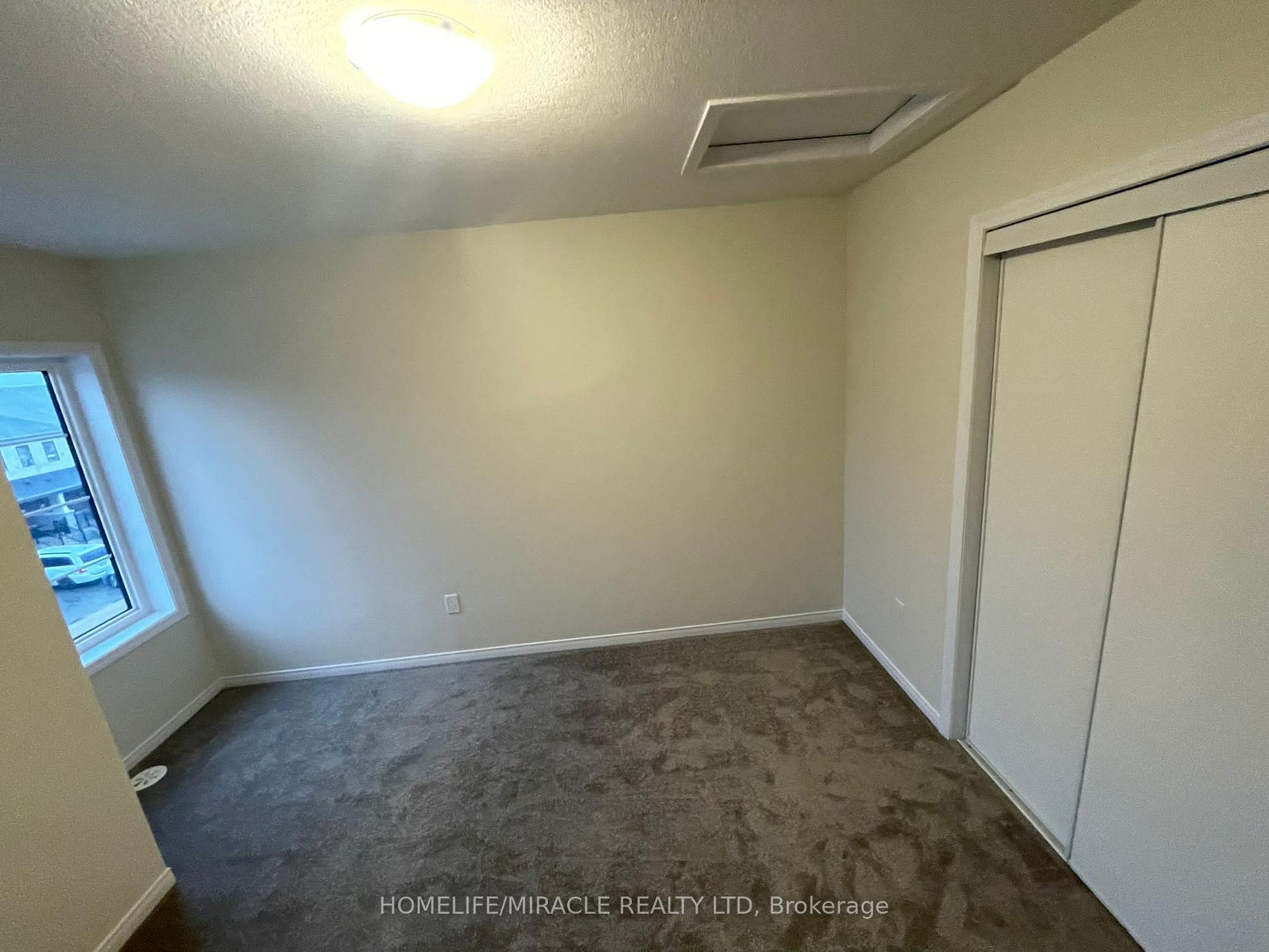 Photo 4 of 19 Utter Place, Hamilton, Stoney Creek — HOMEH