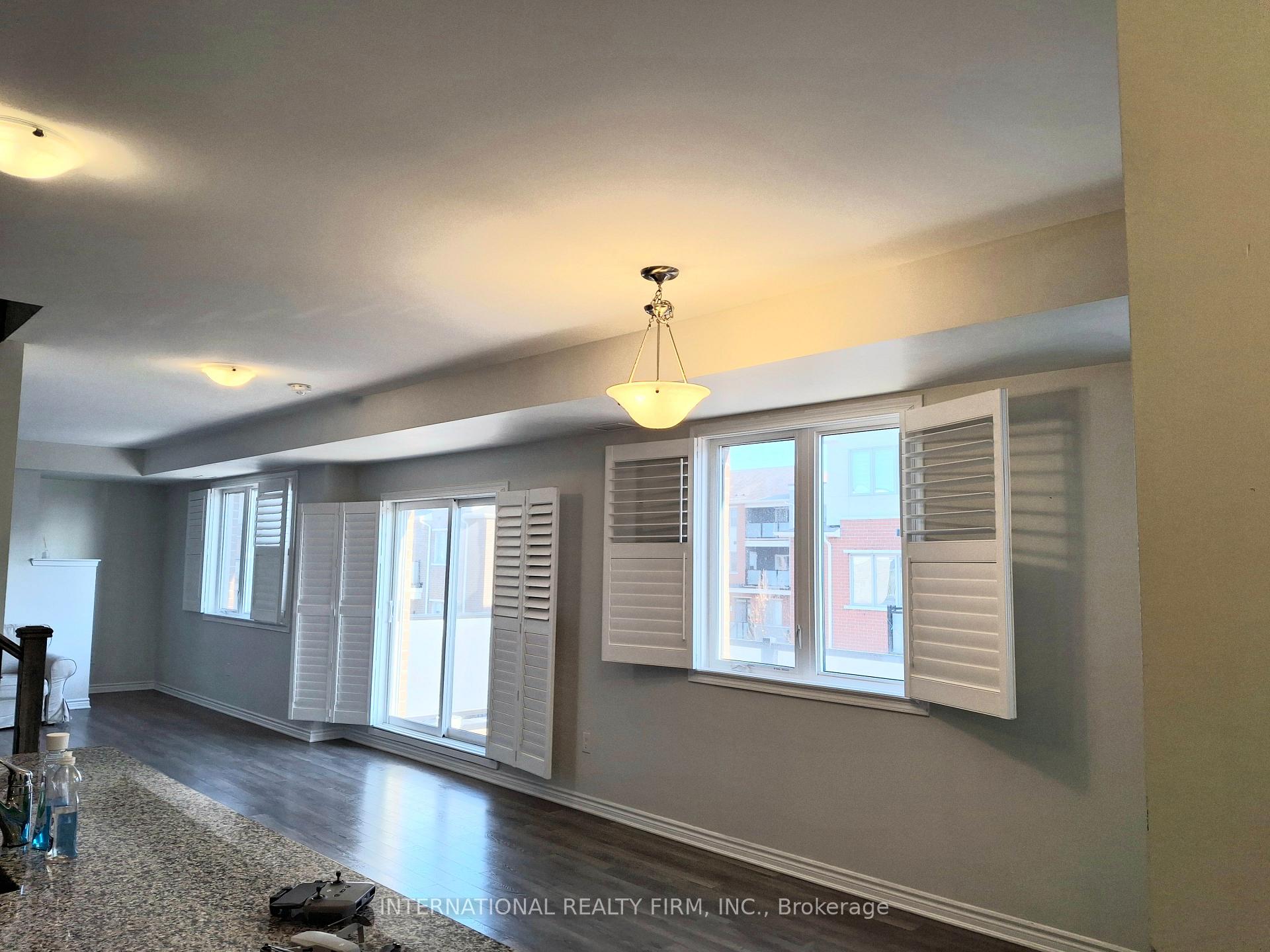 Photo 4 of Unit 111, 1148 Dragonfly Avenue, Pickering, Rural Pickering — HOMEH