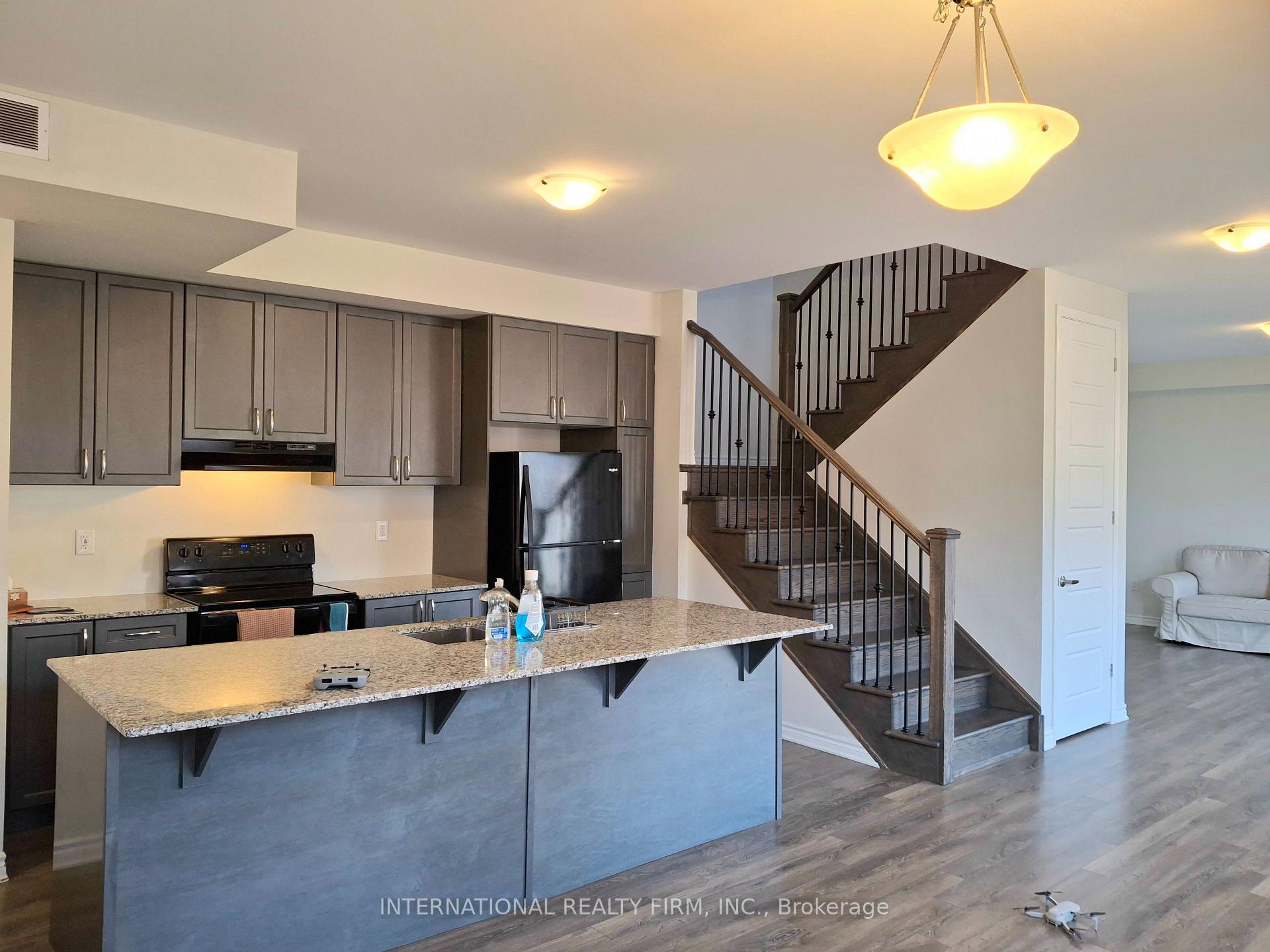 Photo 5 of Unit 111, 1148 Dragonfly Avenue, Pickering, Rural Pickering — HOMEH