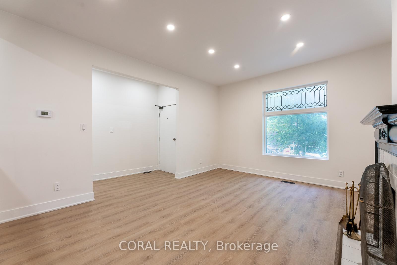 Photo 8 of Unit Main (Main & Lower), 29 Victor Avenue, Toronto, North Riverdale — HOMEH