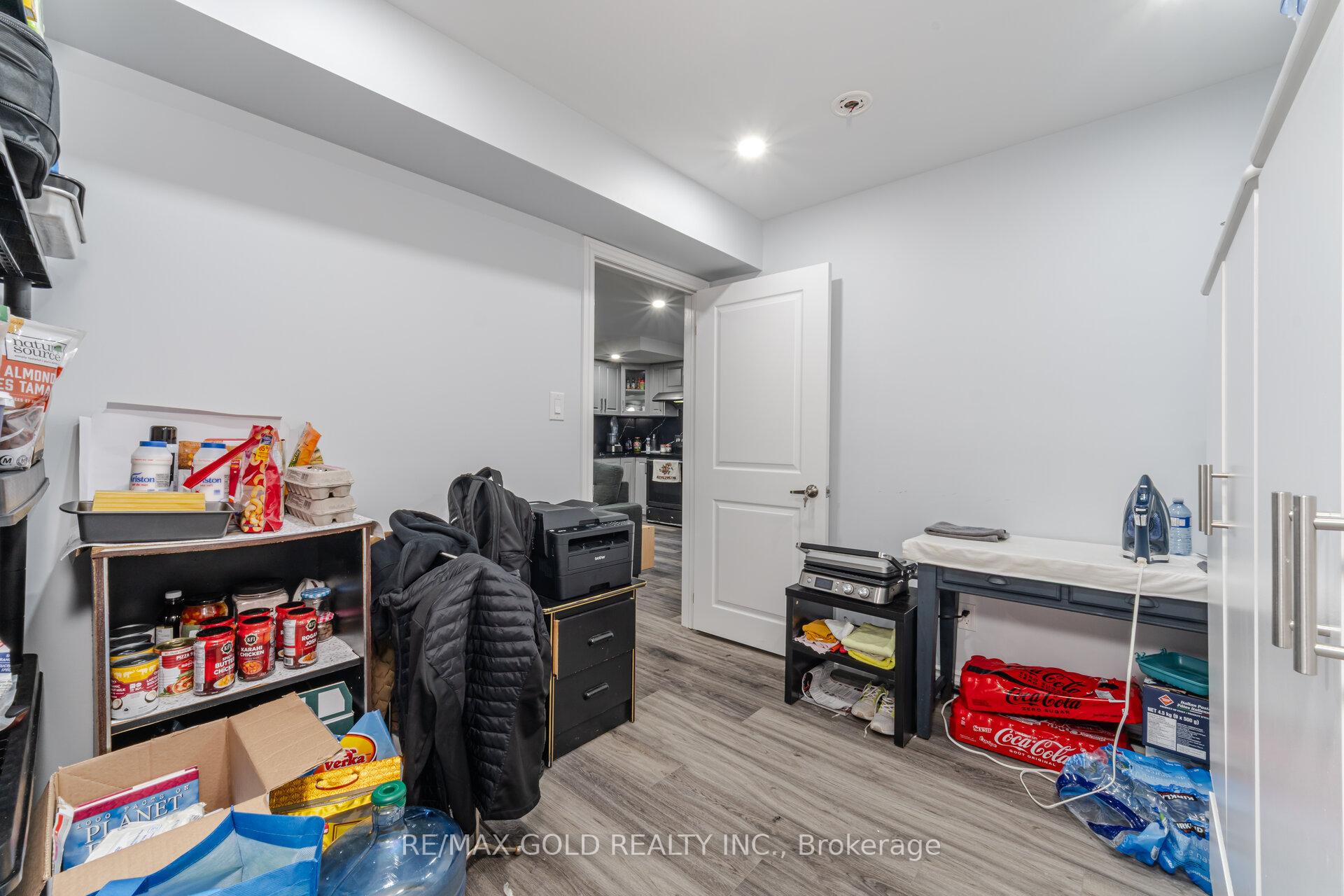Photo 16 of Unit unit 2, 13 Redfern Street, Brampton, Northwest Brampton — HOMEH
