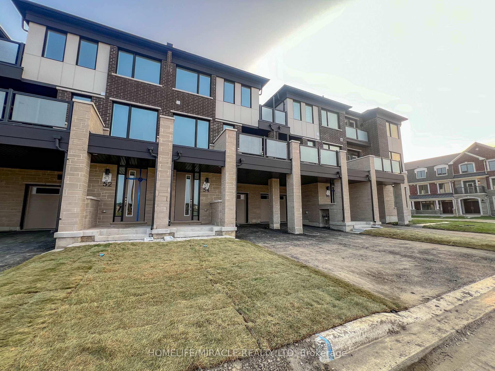 Photo 40 of 54 Elmer Moss Avenue, Caledon, Caledon East — HOMEH
