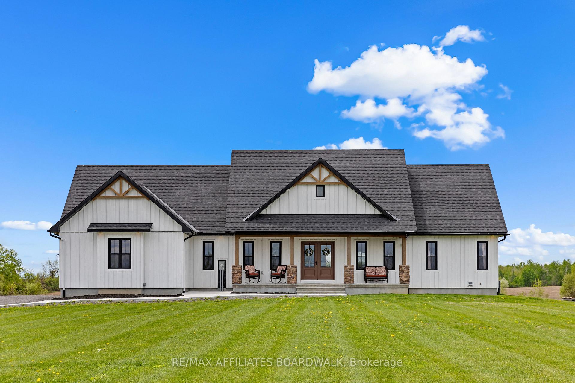 Photo 2 of 3402 Stagecoach Road, Ottawa, Osgoode — HOMEH